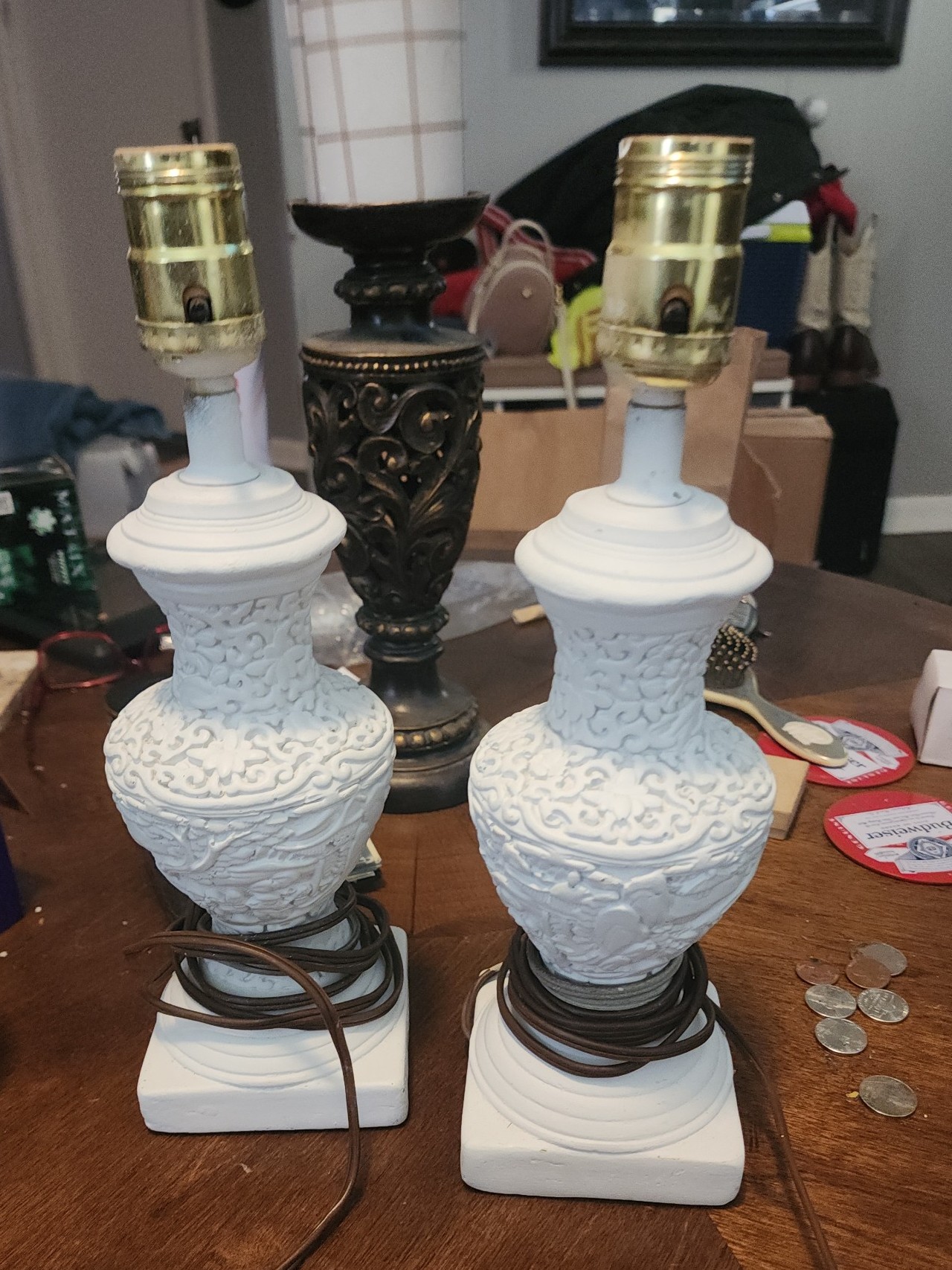2 twin lamps (clay or porcelain