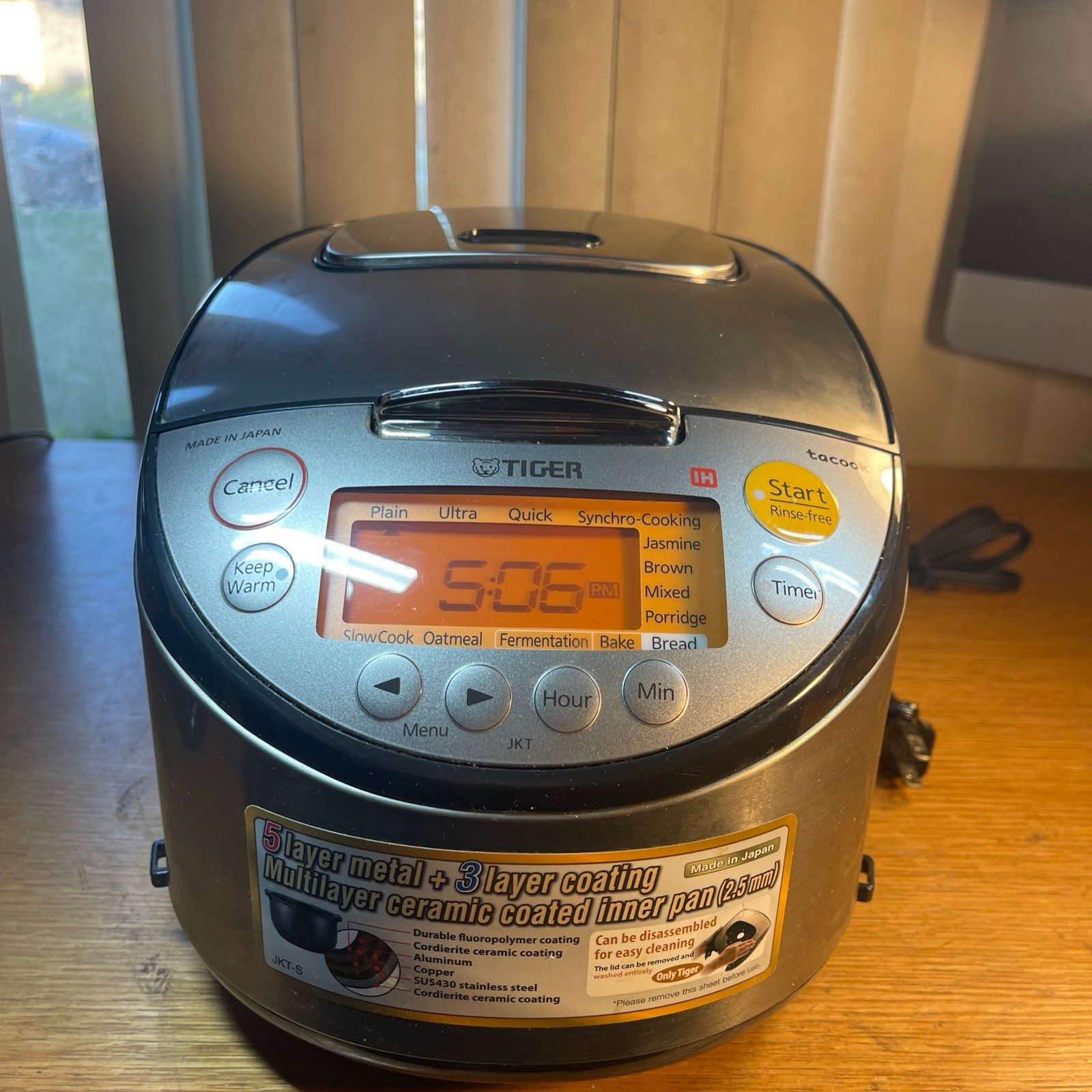 Tiger Hl rice Cooker Tacook JKT-S10U 5.5 cups, Tested And Works