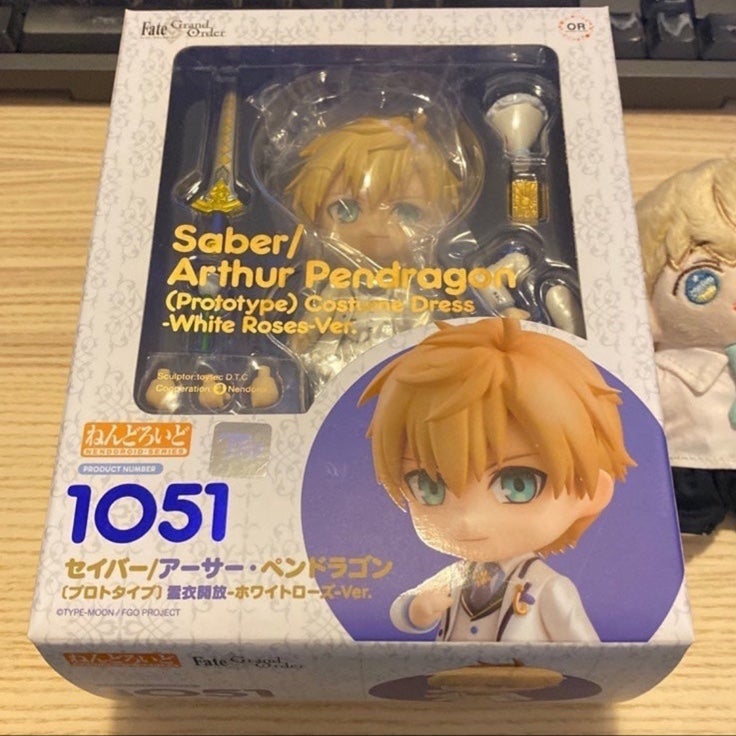 Arthur Pendragon Prototype Costume Dress White Roses Ver Nendoroid 1051