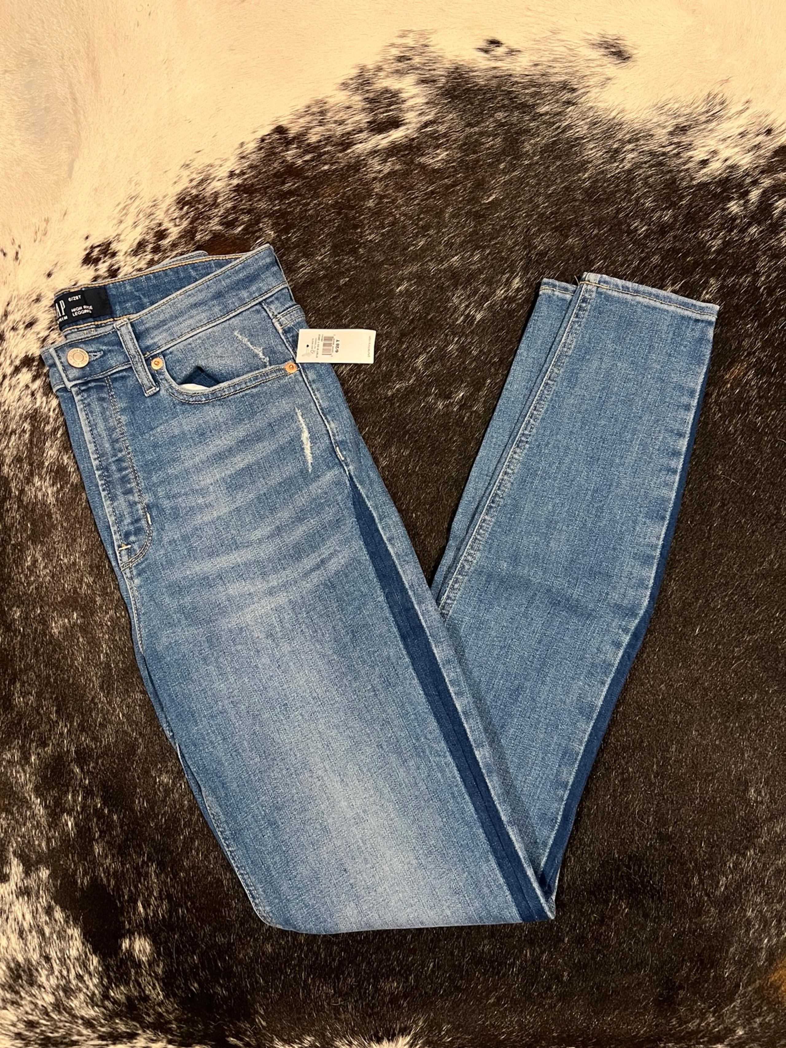 NWT GAP High Rise Legging Jeans