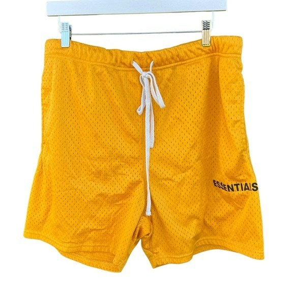 Essentials Fear of God FOG Graphic Mesh Shorts Gold Large Pockets Drawstring GUC