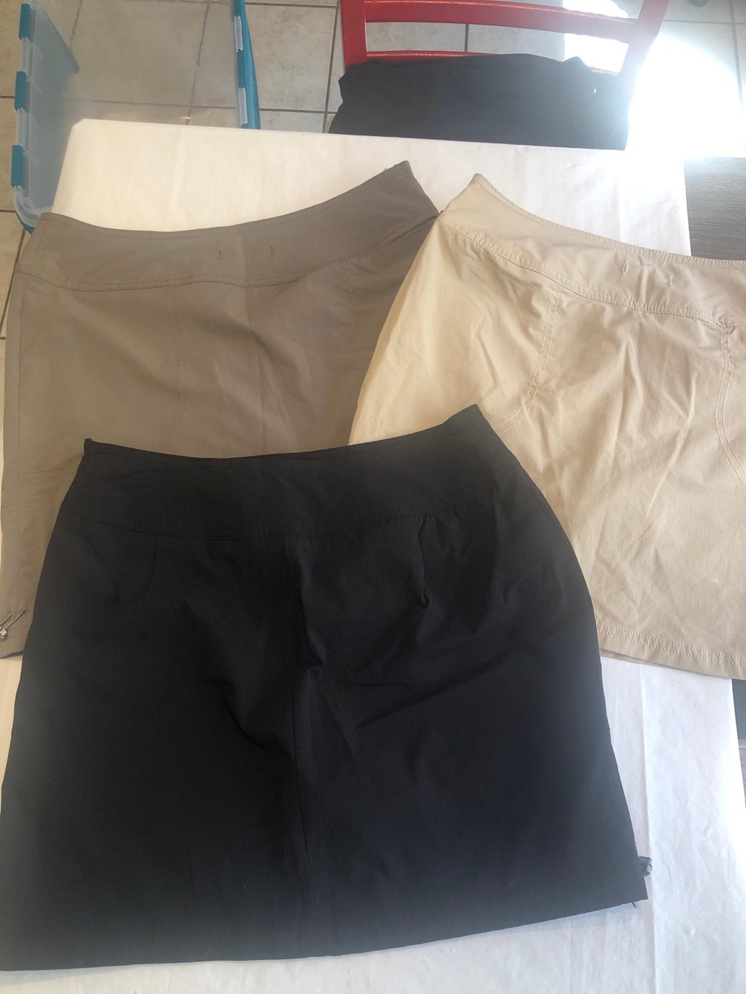 Lot of 3 Green Tea Women's size Medium Pull On Nylon/spandex Skort