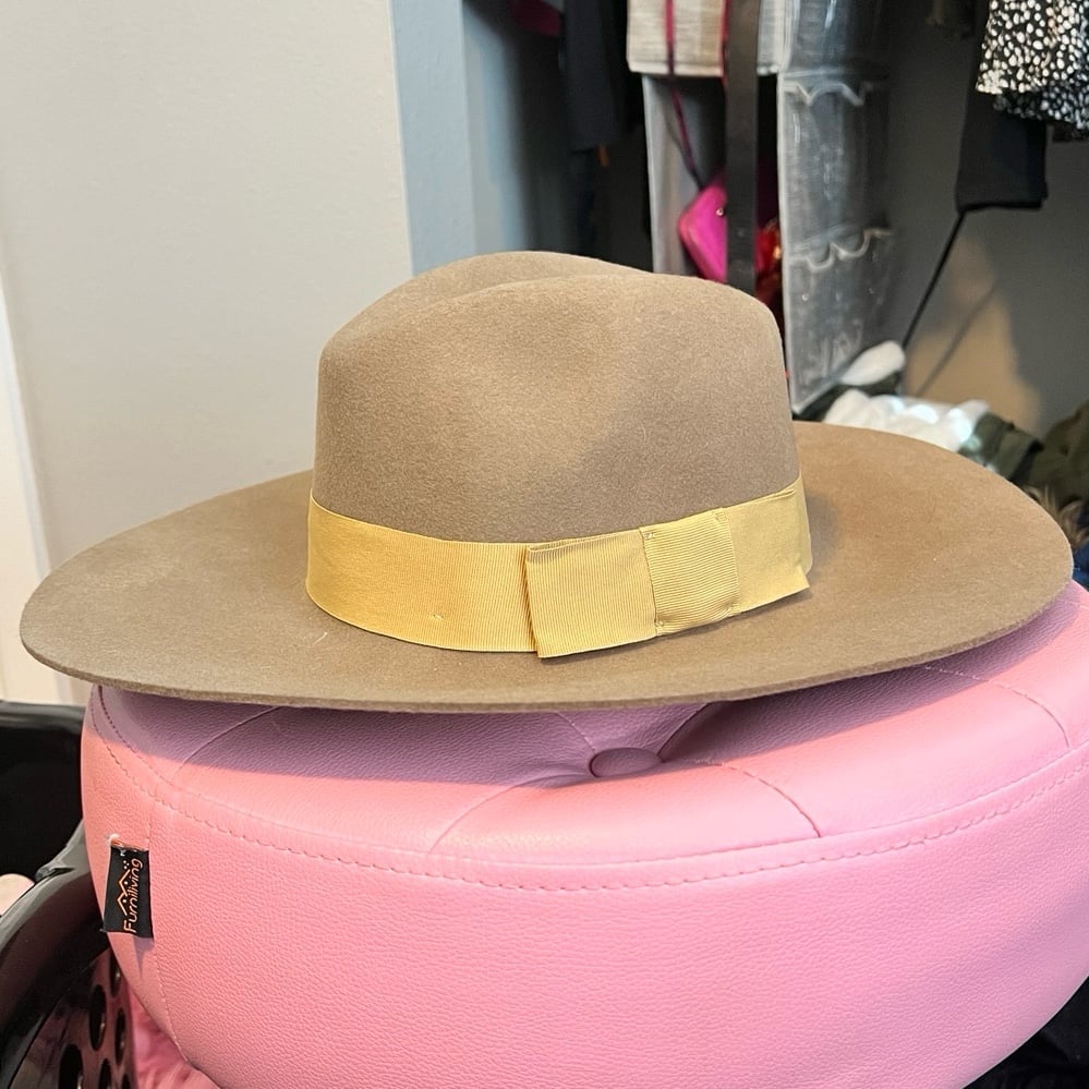 Brixton Piper hat in tan