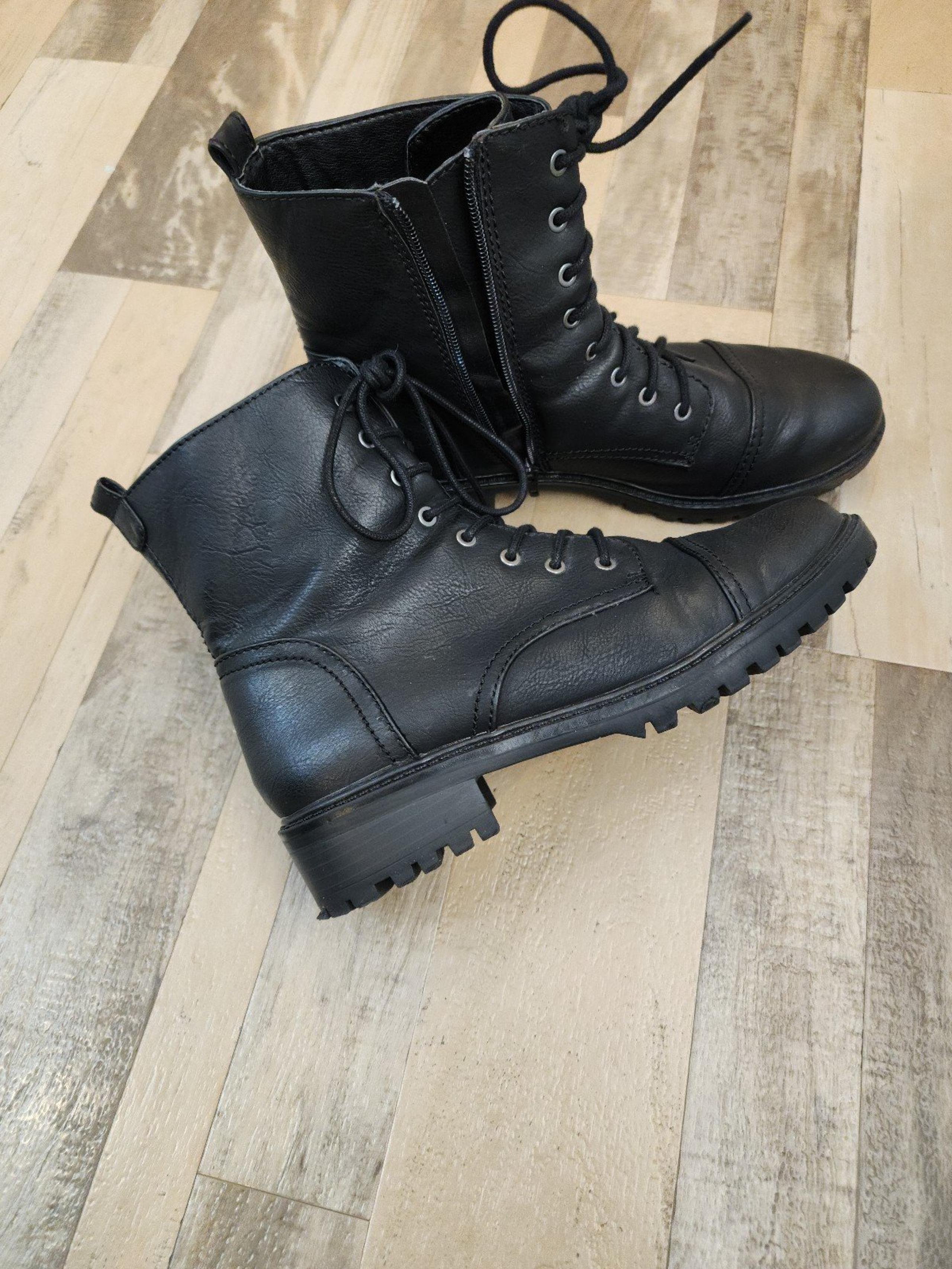 Size 11 womens boots