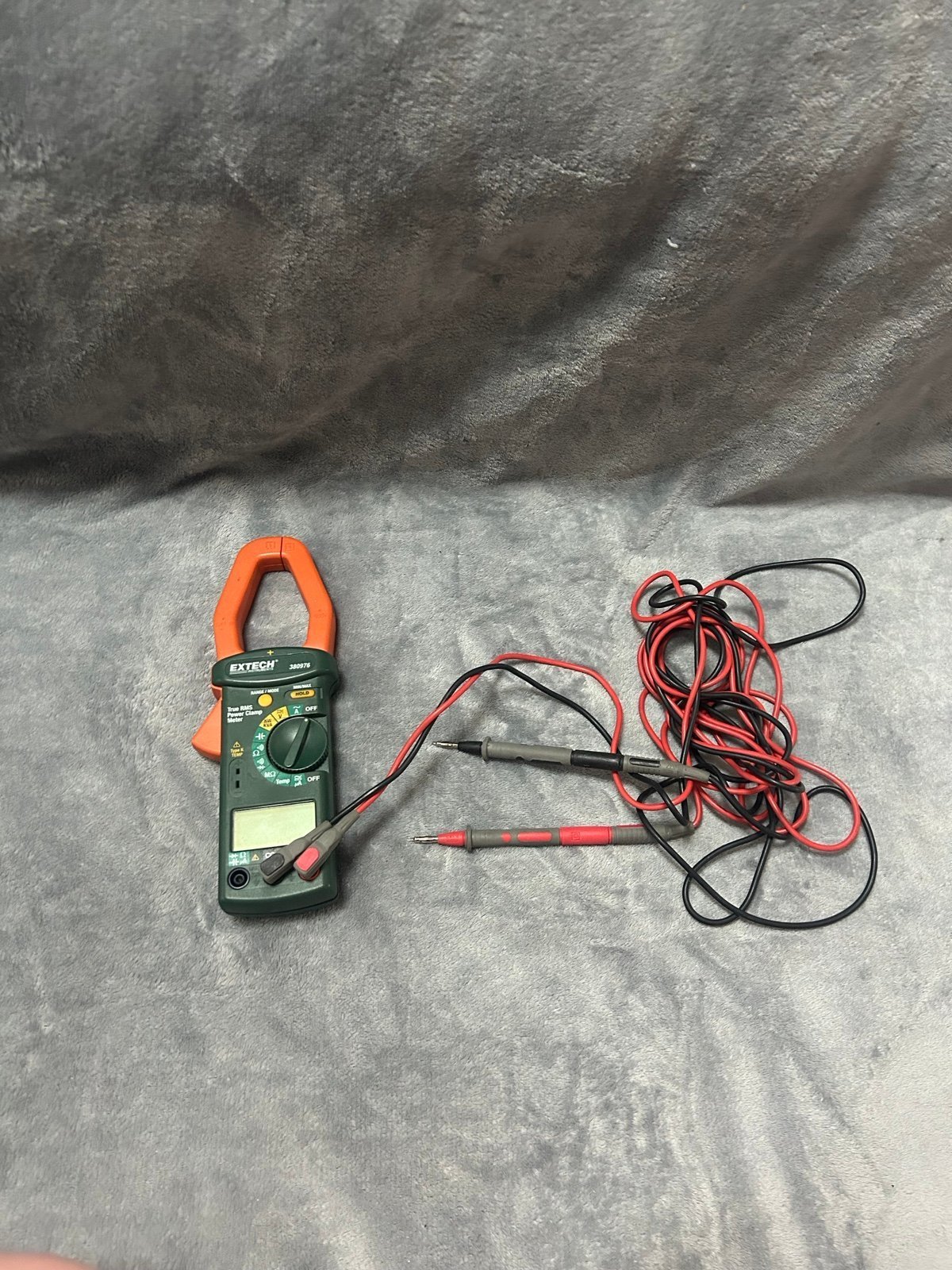 EXTECH 380976-K Single Phase/Three Phase 1000A AC Power multimeter and bag