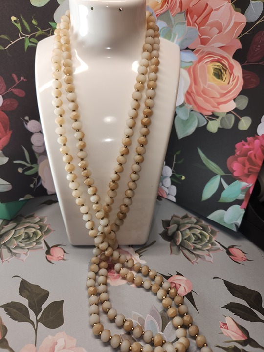 #2073, CHRYSANTHEMUM FOSSIL CORAL VINTAGE RARE NECKLACE 56 IN, GOLD PLATED SMALL