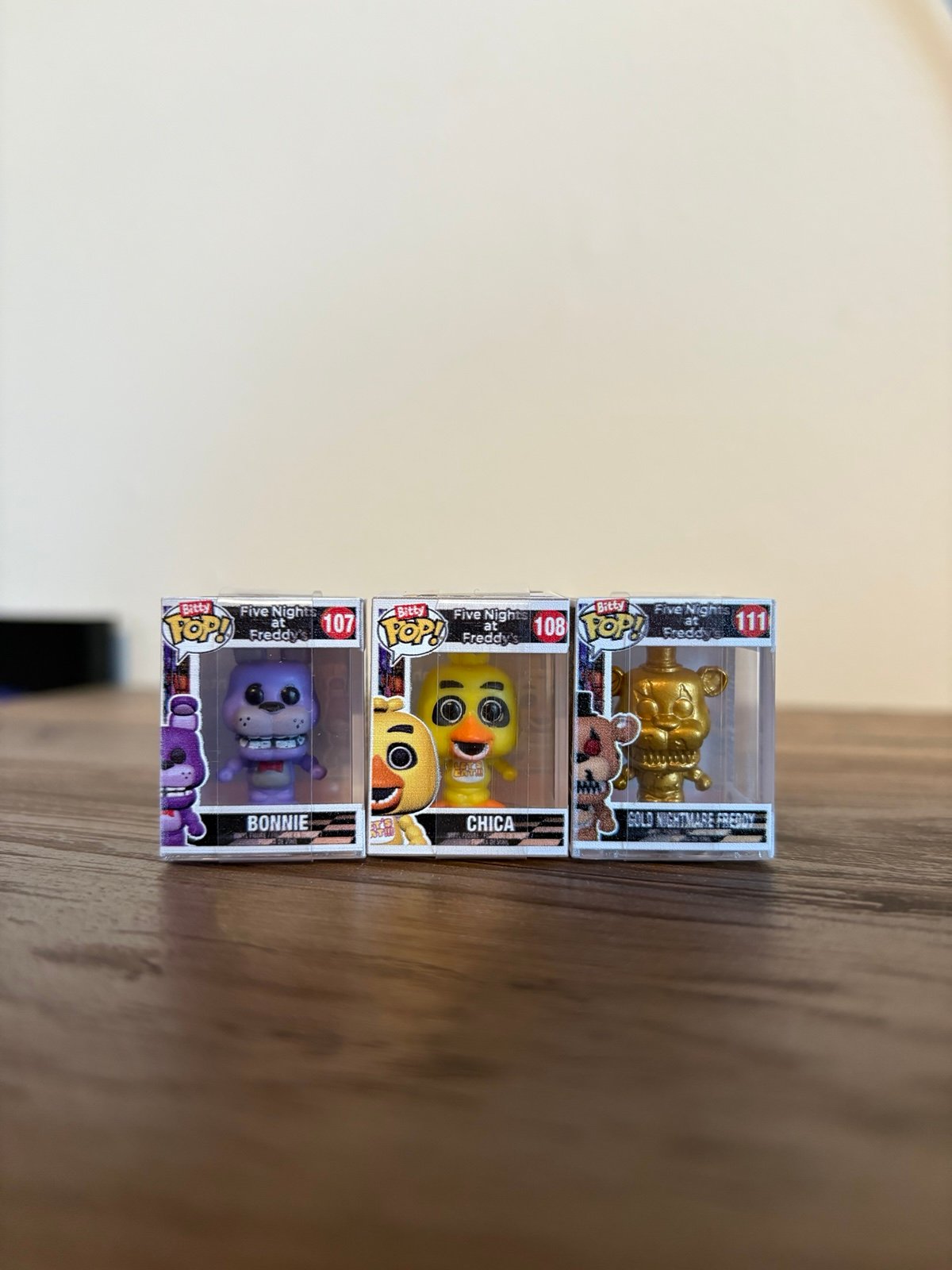 Funko Bitty Pop Gold Nightmare Freddy FNAF Chase 1/32