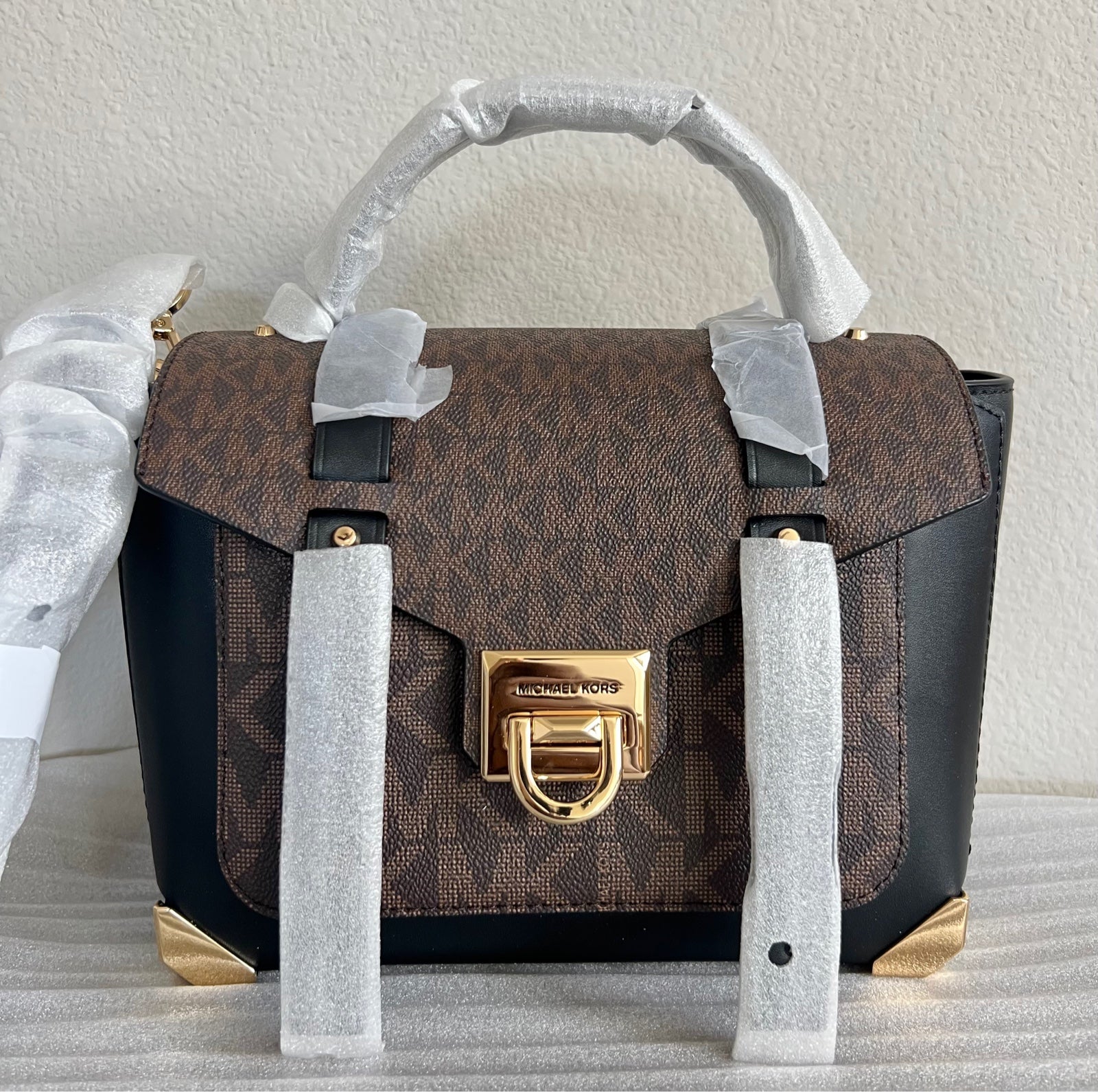 Michael Kors Manhattan medium leather satchel