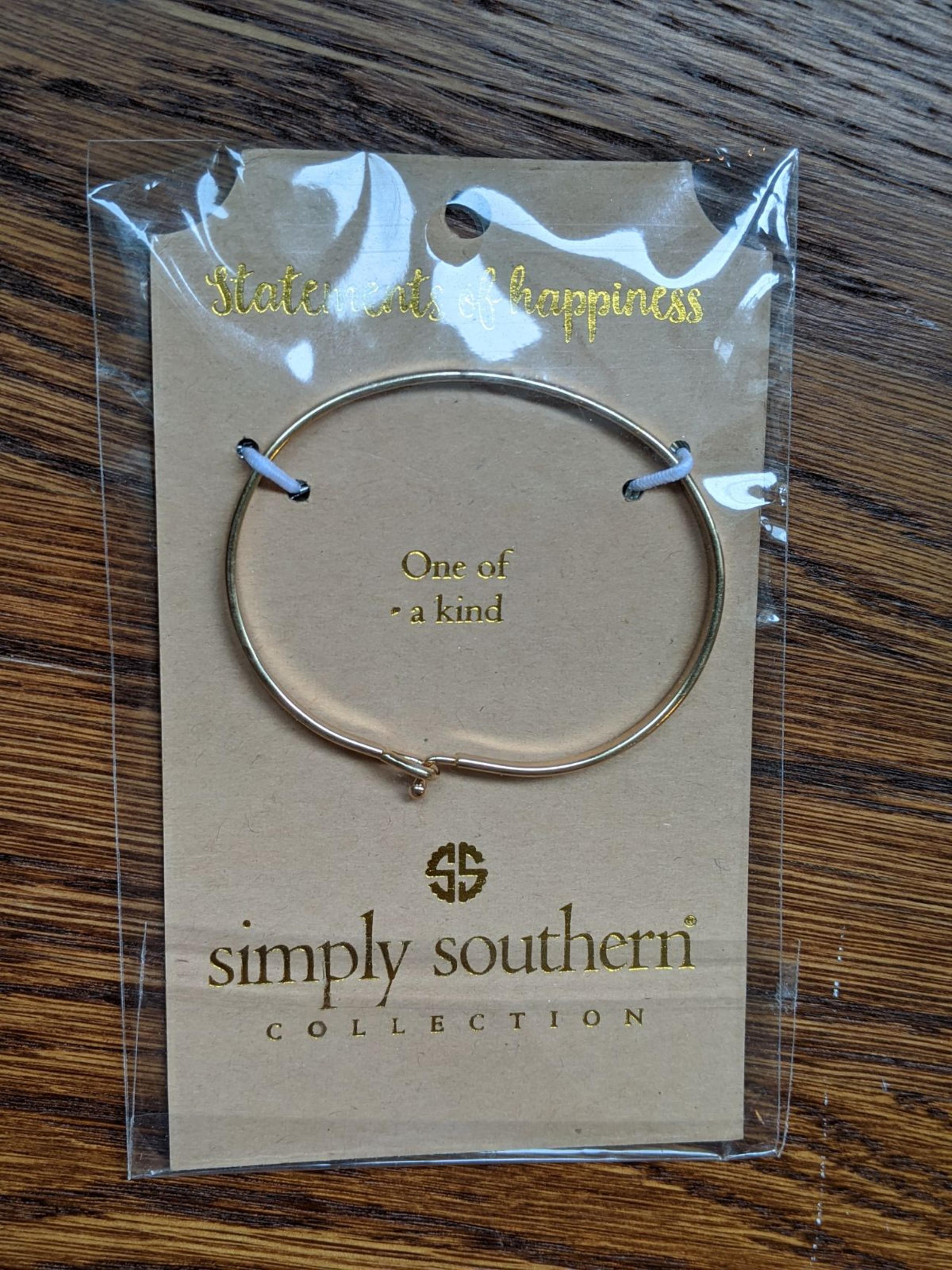 Simply Southern brand new hook bangle