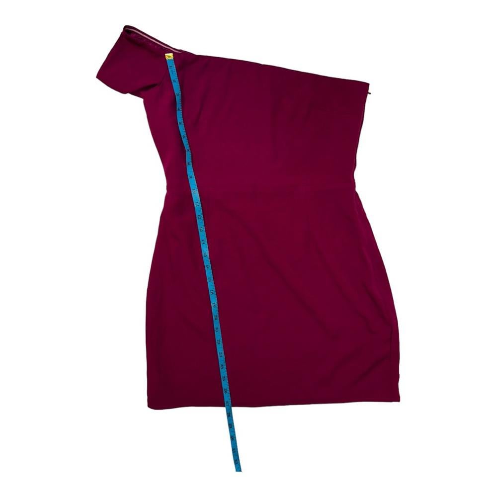 Lovers + Friends l Fuschia One Shoulder Dress Medium - detail