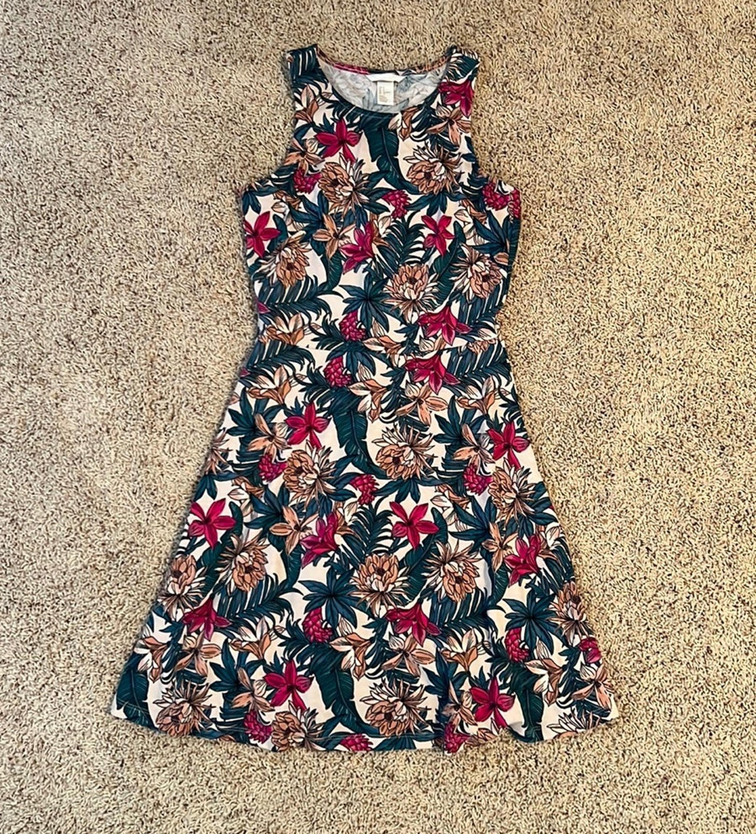 H&M tropical pattern racerback dress (S)