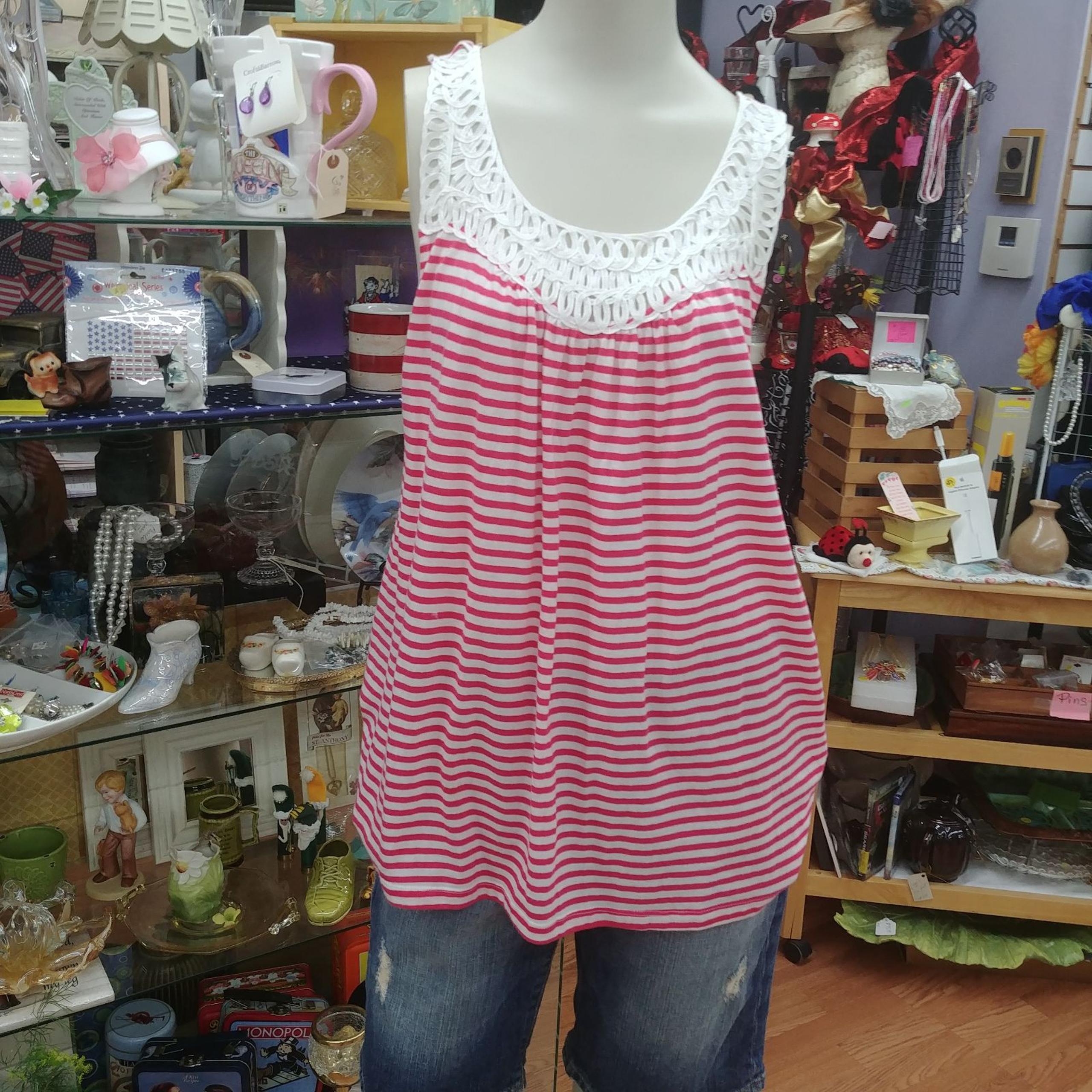 Elle crochet neck stripe tank top XL