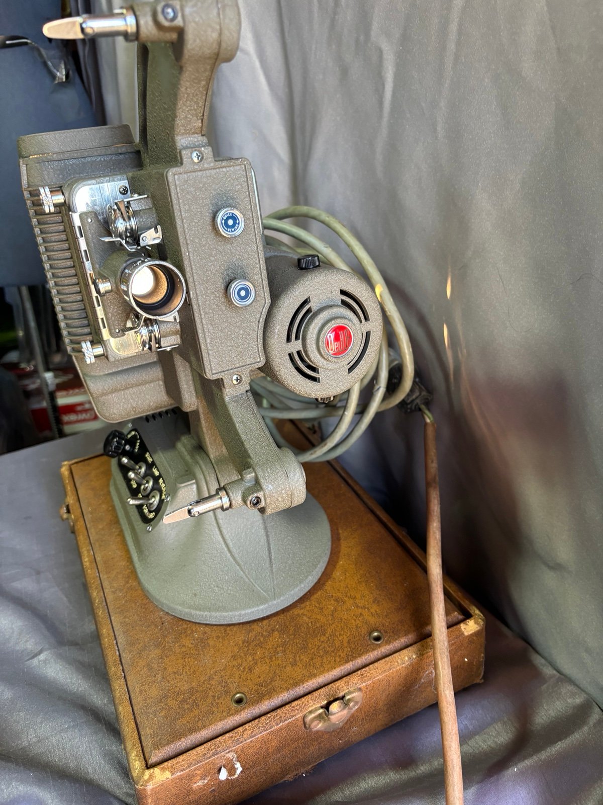 DeJUR model 750 - 8mm film protector 1950’s