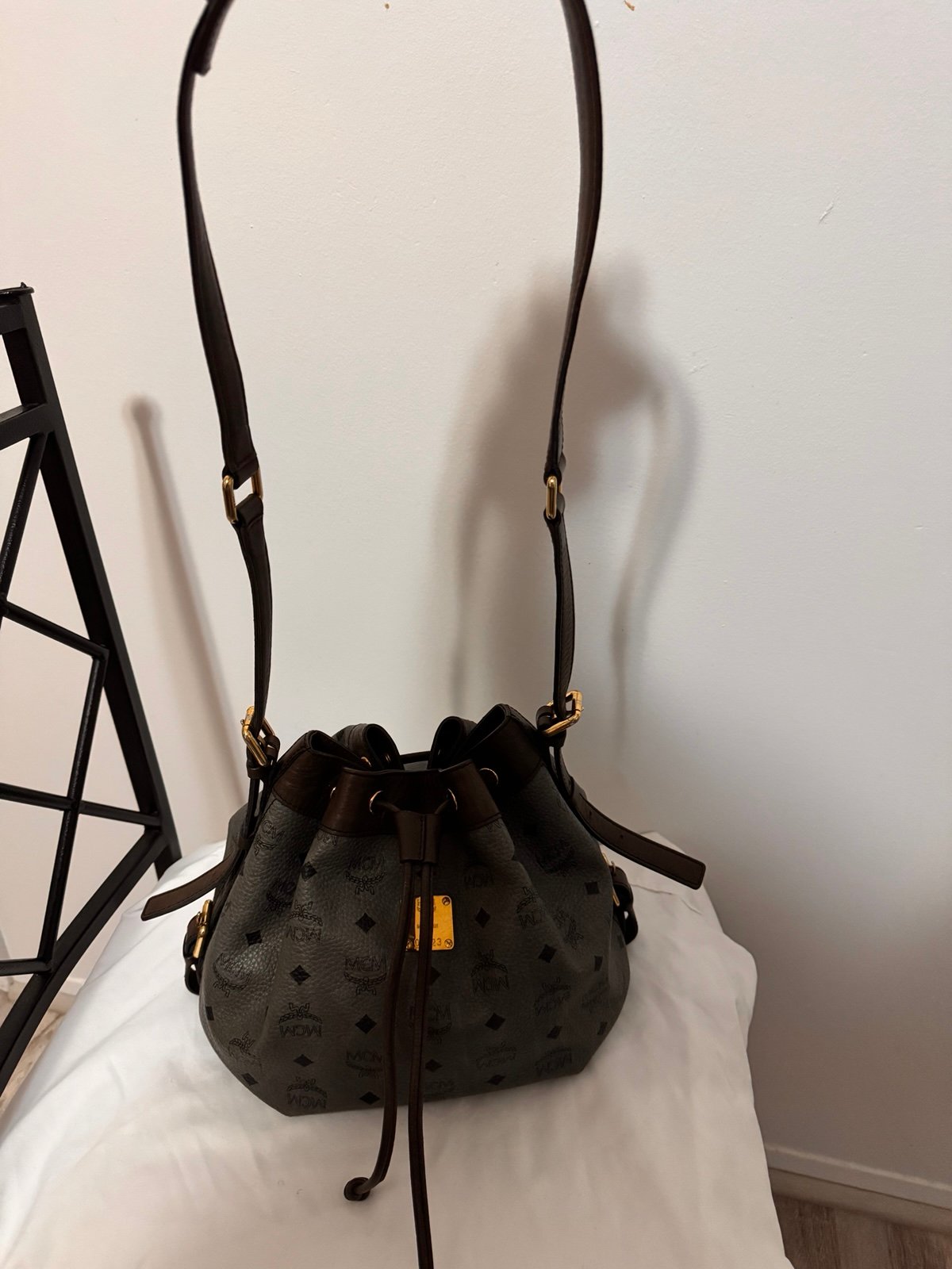 Mcm bucket bag