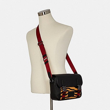 ショルダーバッグ COACH x Tiger Print TRACK Crossbody COACH TRACK CROSSBODY WITH TIGER PRINT NWOT