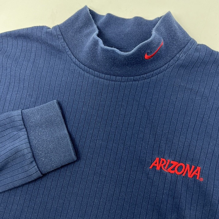 Nike Men's Medium Blue Dri-Fit Long Sleeve Pullover Ribbed Shirt EN9680 Nike Men's Medium Blue Dri-Fit Long Sleeve Pullover Ribbed Shirt EN9680