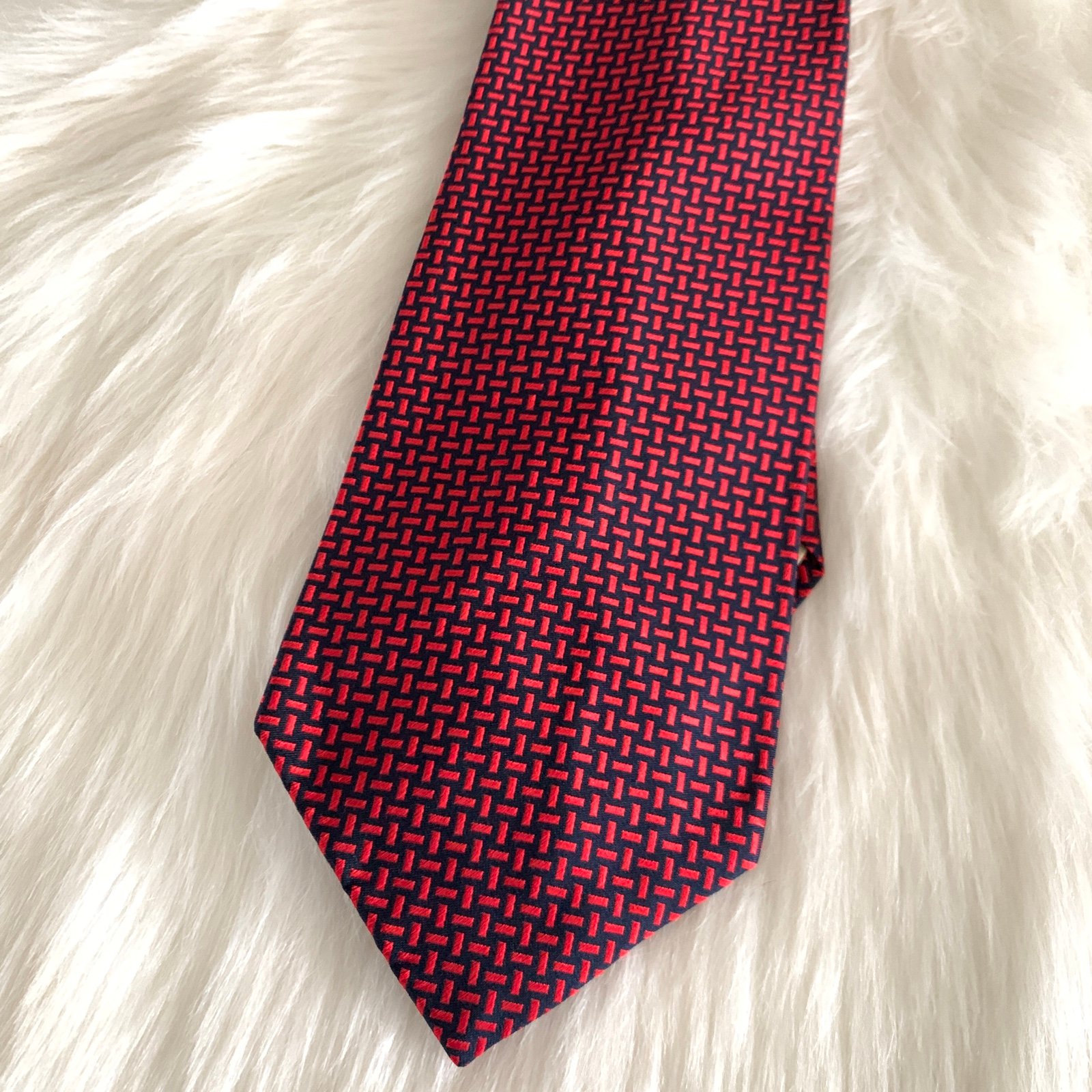 Bill Blass Bonwit Teller Imported Silk Red Mens Tie