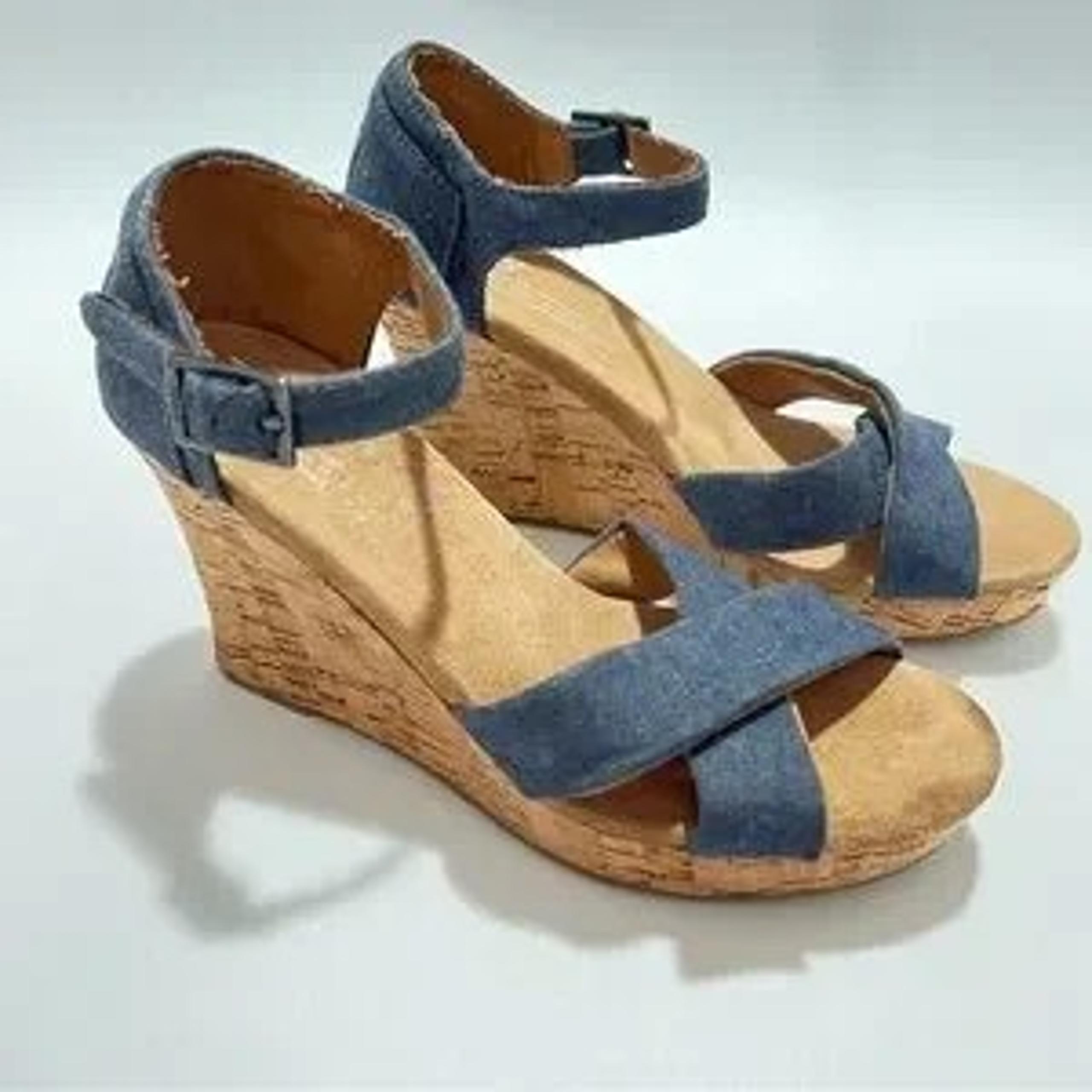 Toms Wedge Sandals