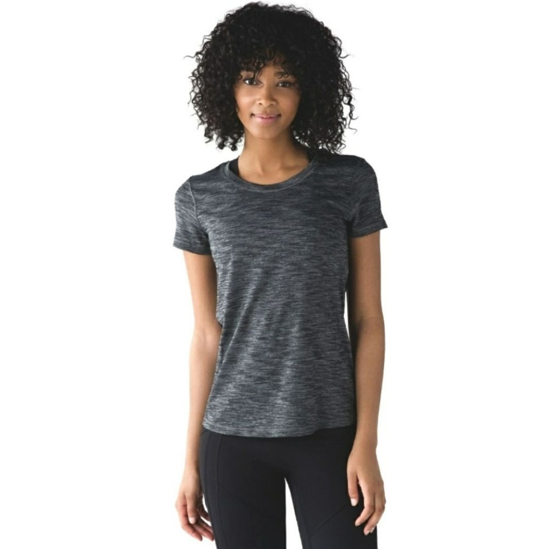 Lululemon Beat The Heat Short Sleeve size 6