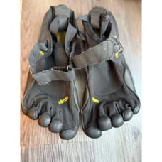 Vibram Five fingers Black Men's Shoes Size 9-9.5