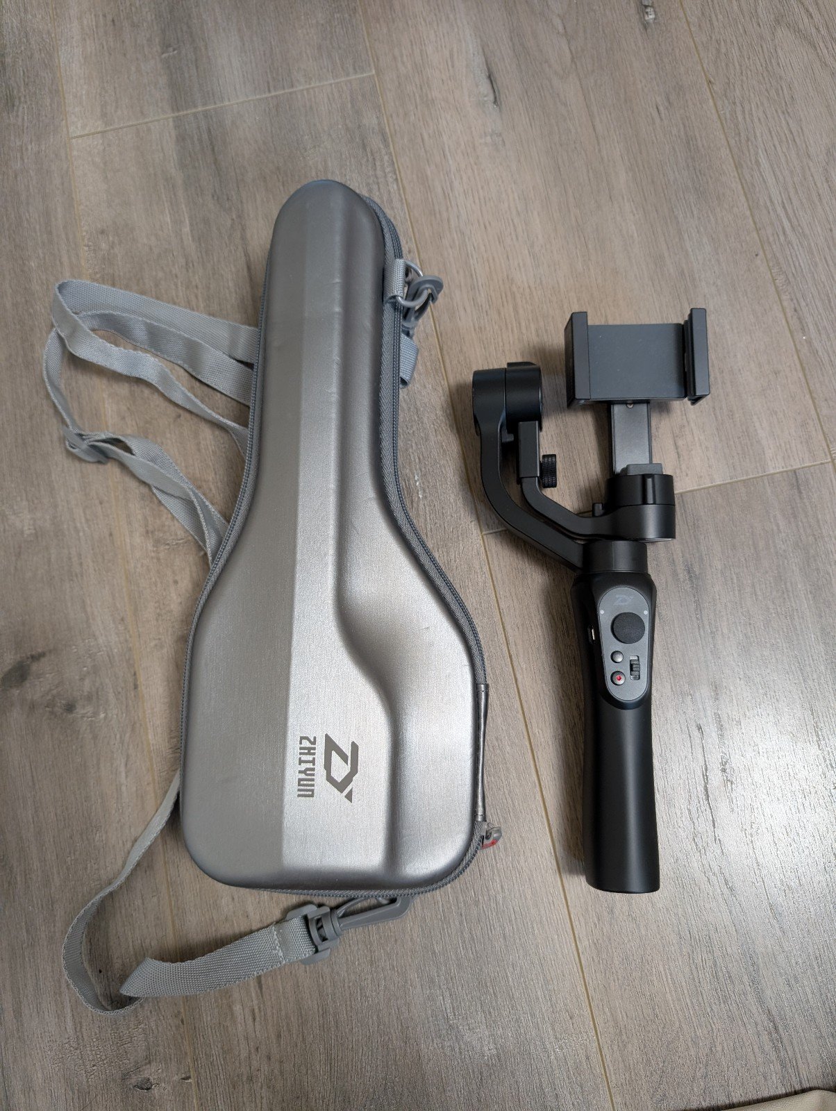 Zhiyum Smooth-Q Gimbal Stabilizer