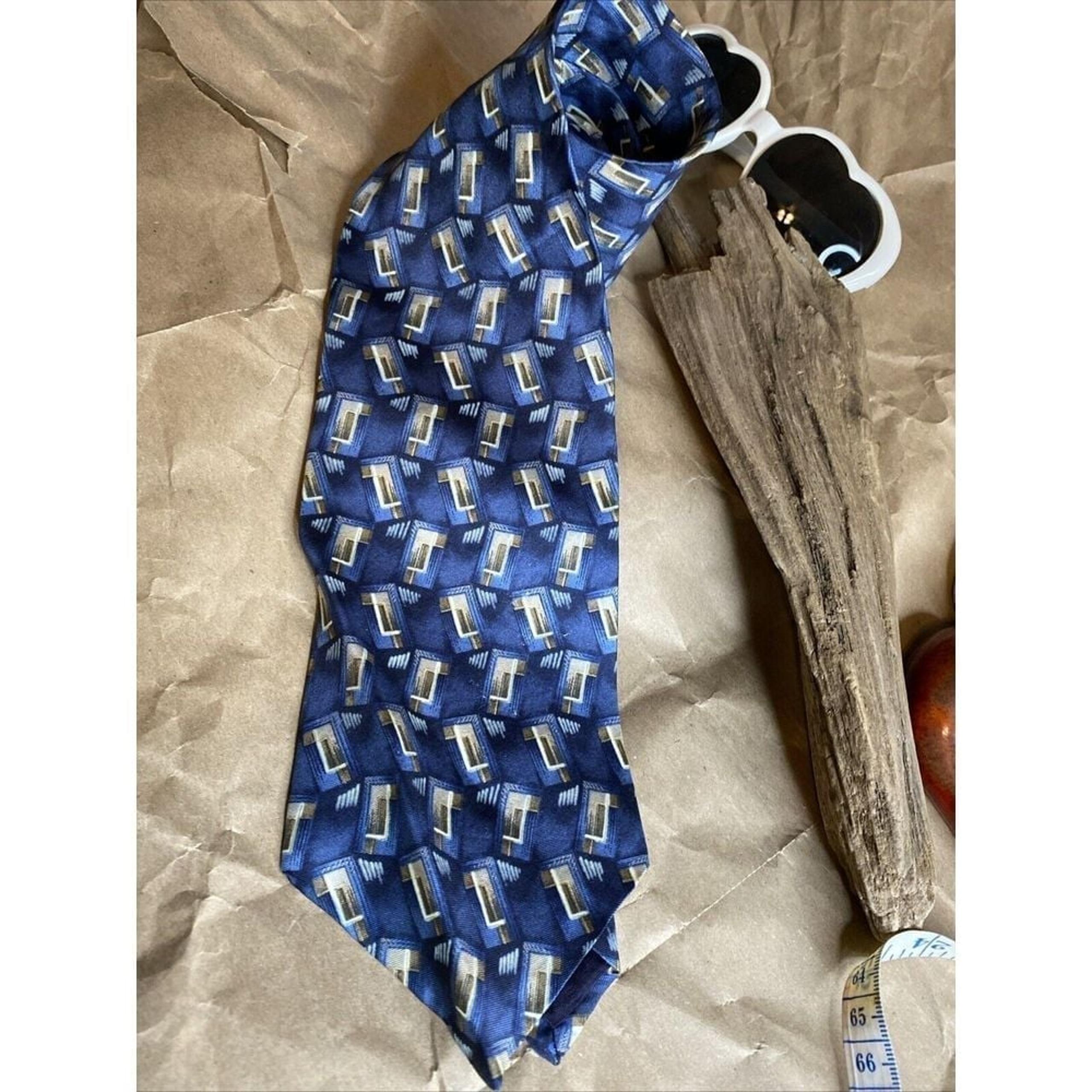 Barrington Mens Tie Blue Geometric Silk Vintage Classic One Size Designer