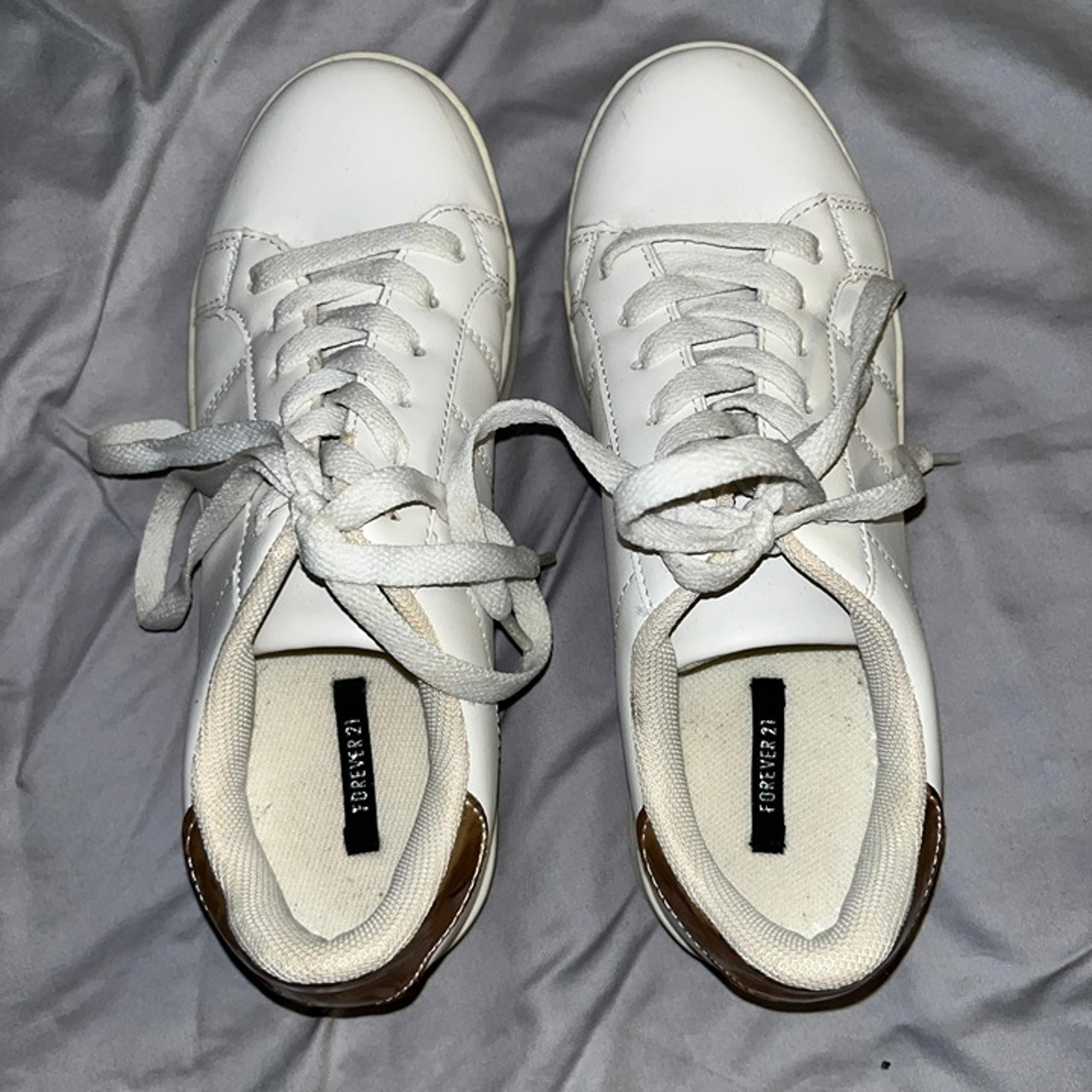 Forever 21 White Women tennis shoes sneakers size 6