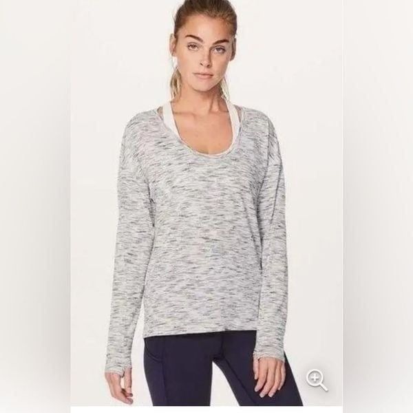 Lululemon Meant To Move Long Sleeve in Tiger Space Dye Black & White Size 6