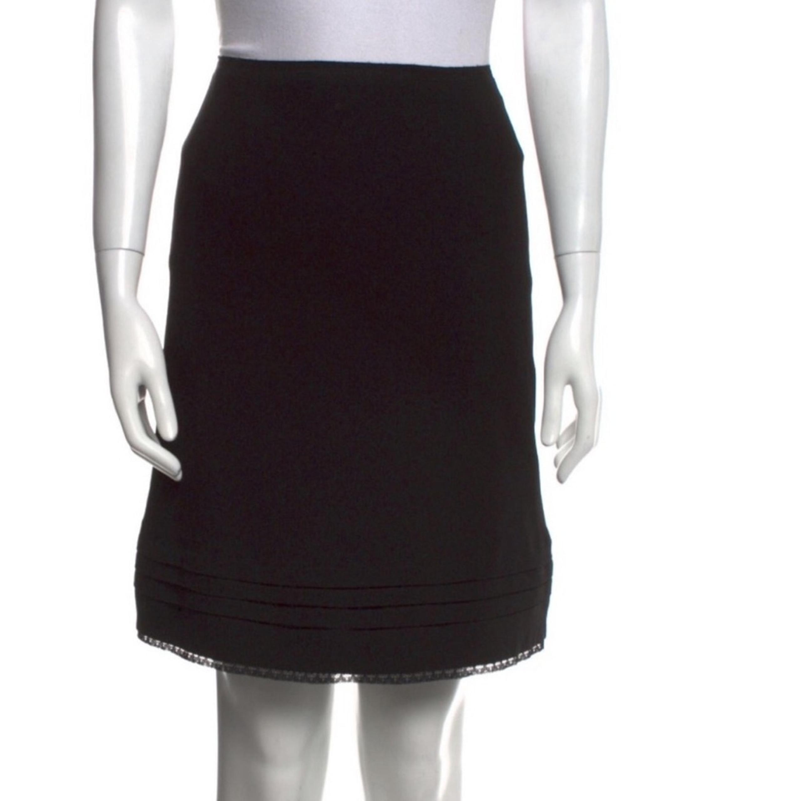 Prada Black A-Line Skirt – IT 38 – US 2 - Elegant & Timeless