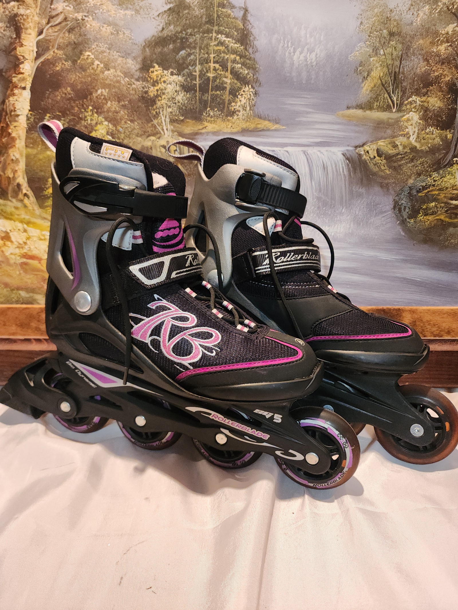 Skates
