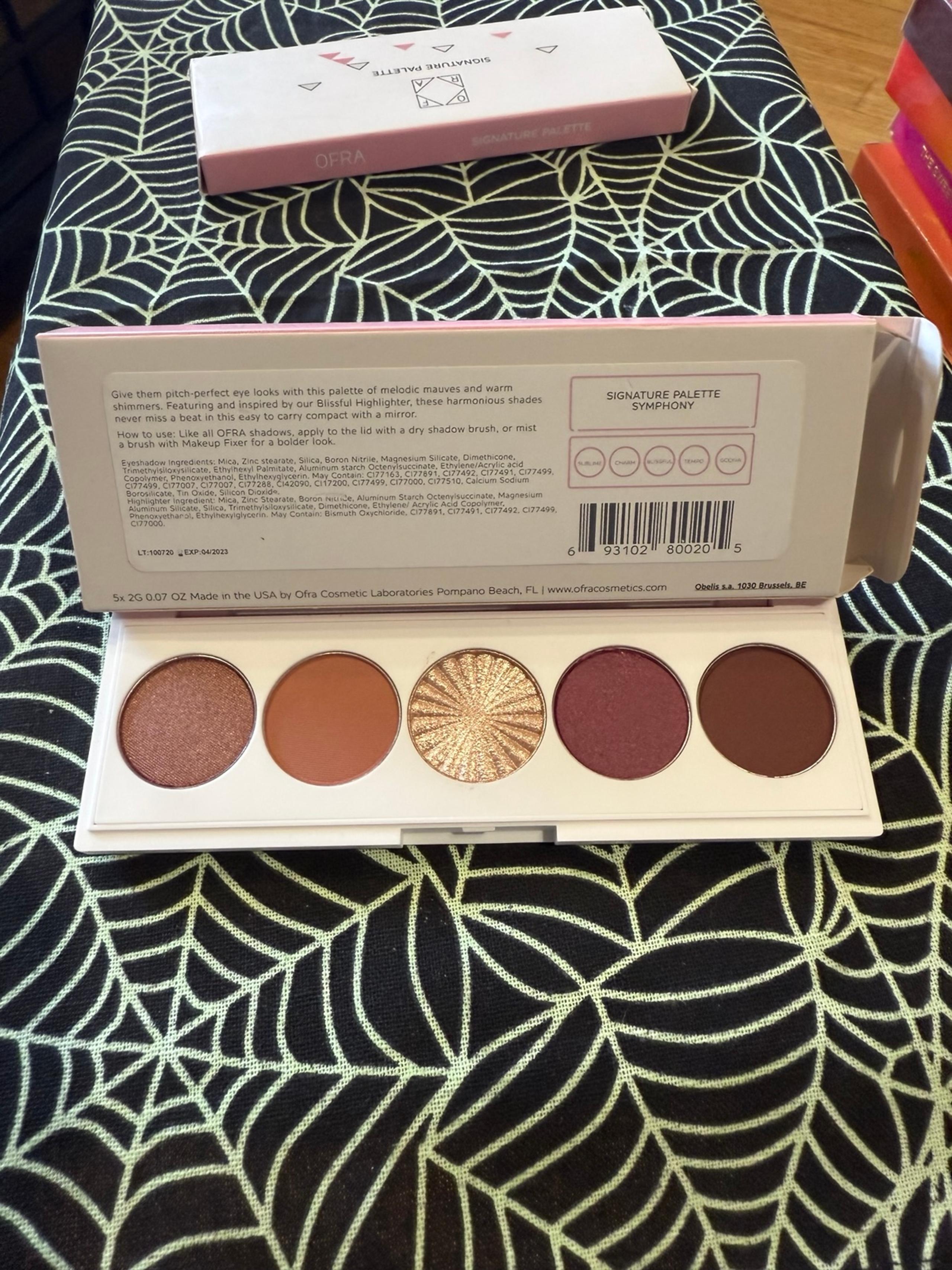 Ofra Cosmetics Signature Palette in Symphony