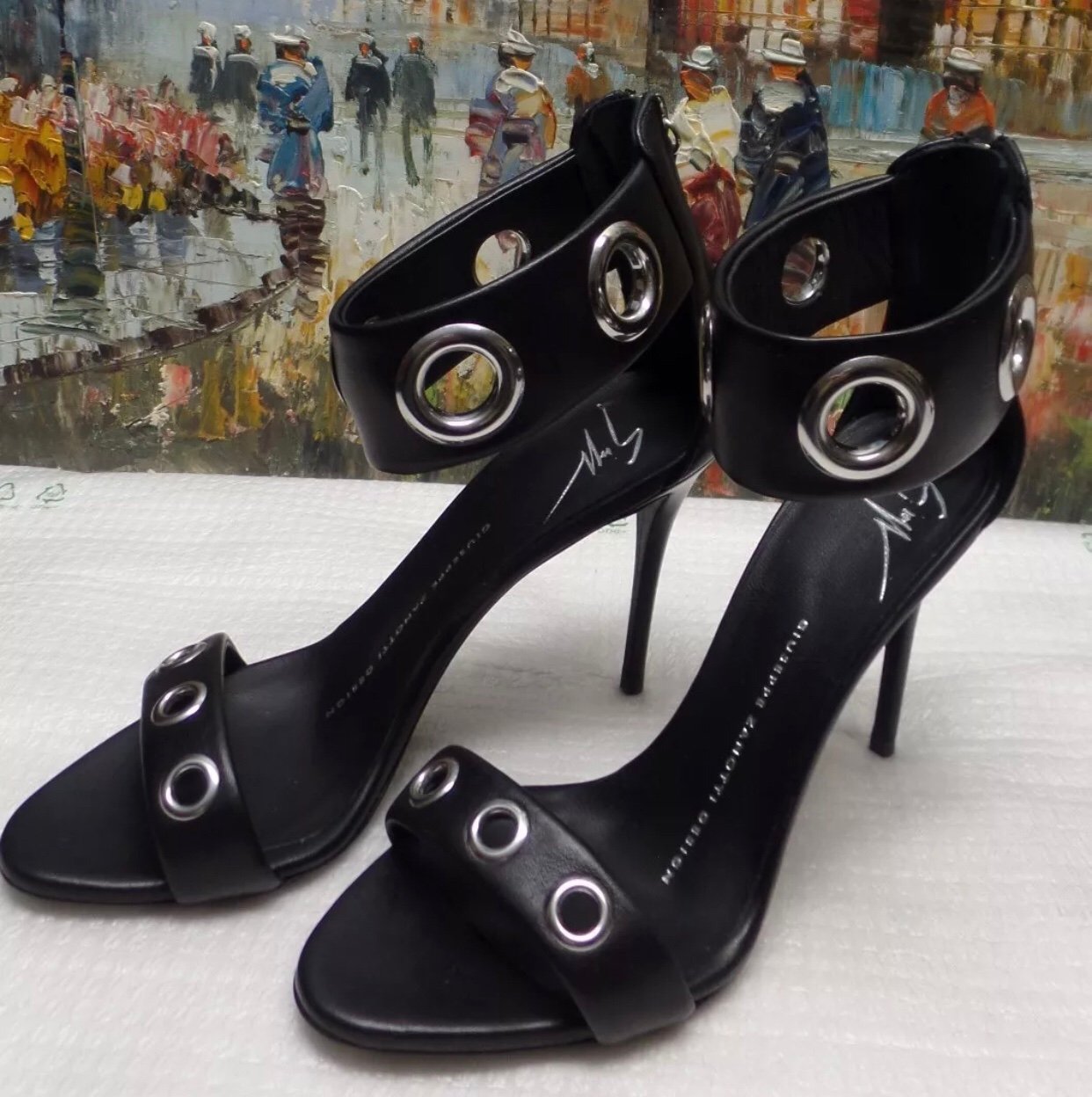 Giuseppe Zanotti Eyelet Ankle-Wrap Leather Sandal - Size 35 - 875
