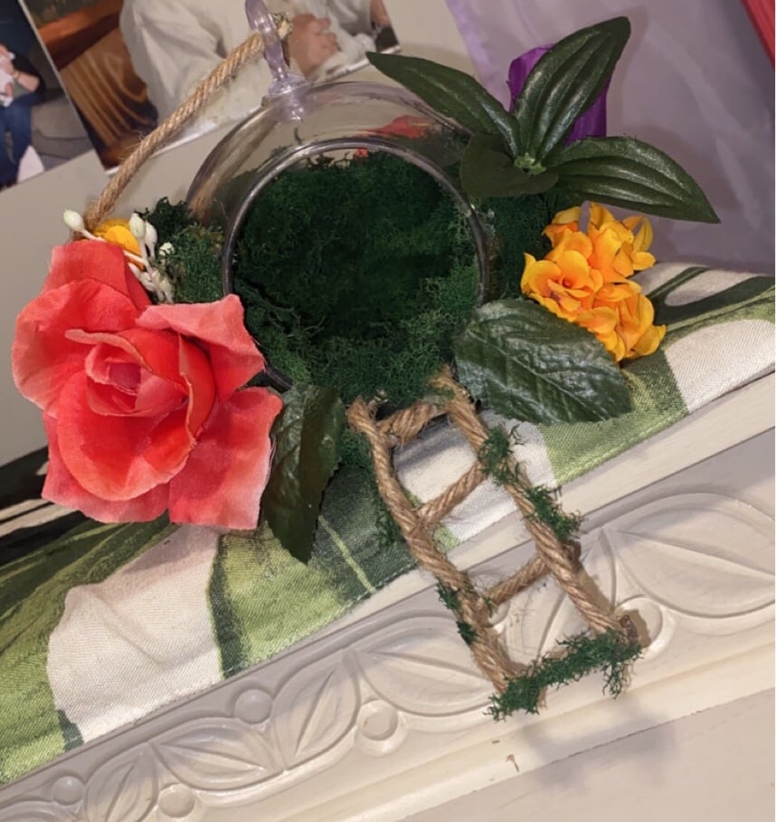 Custom arboreal reptile hide