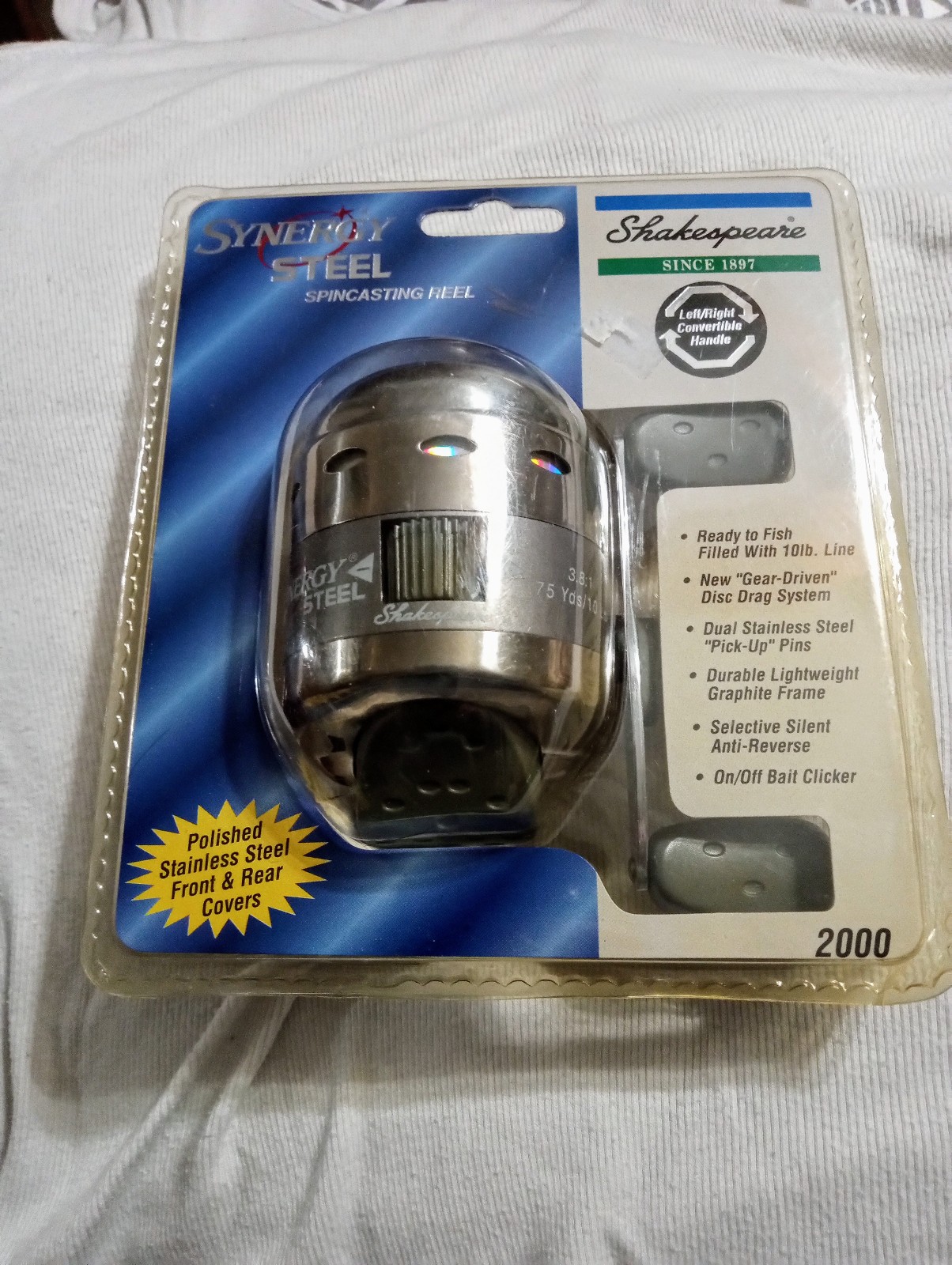 Shakespeare Synergy Casting Reel, New never opened one of a kind