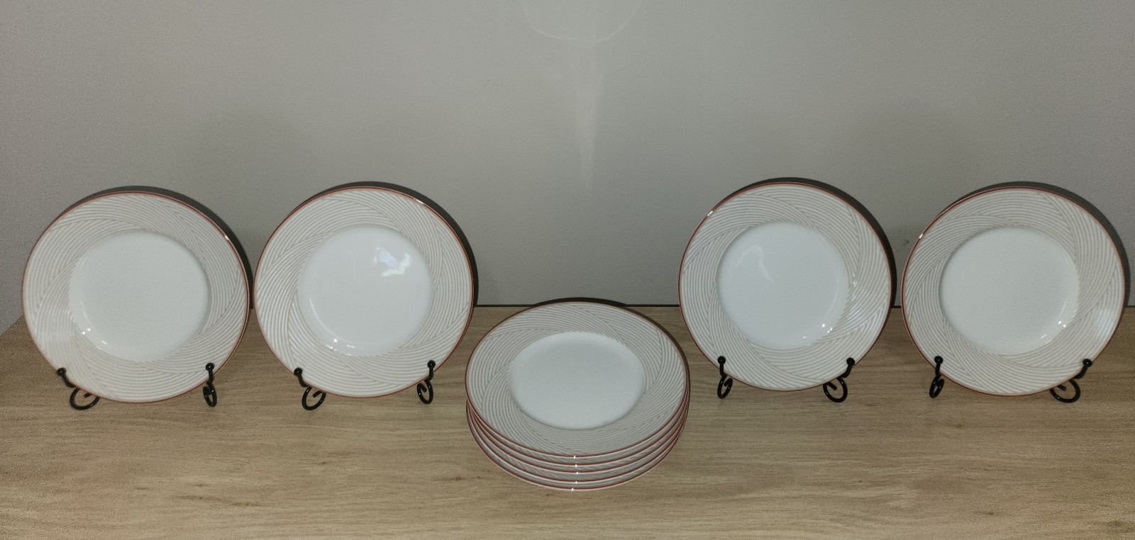 Dansk TAPESTRIES Red, 7.5 Bread / Dessert Plates (9 Plates)