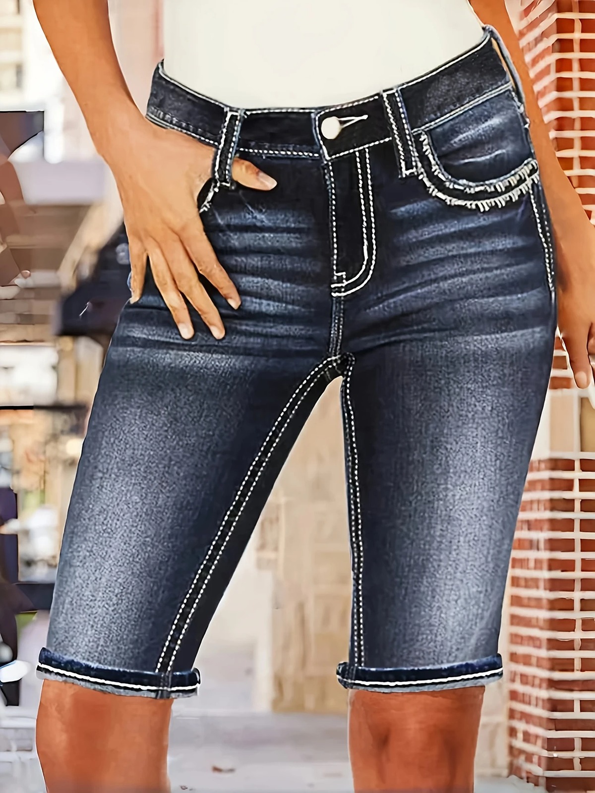 Embroidered Denim Shorts Fashion Comfort and Stretch