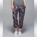 LULULEMON Om Commuter Multicolor Jogger Pants Size 6 Lightweight Crop Length