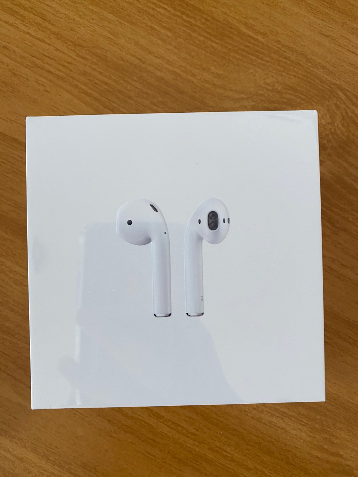 Apple AirPods 1st generation