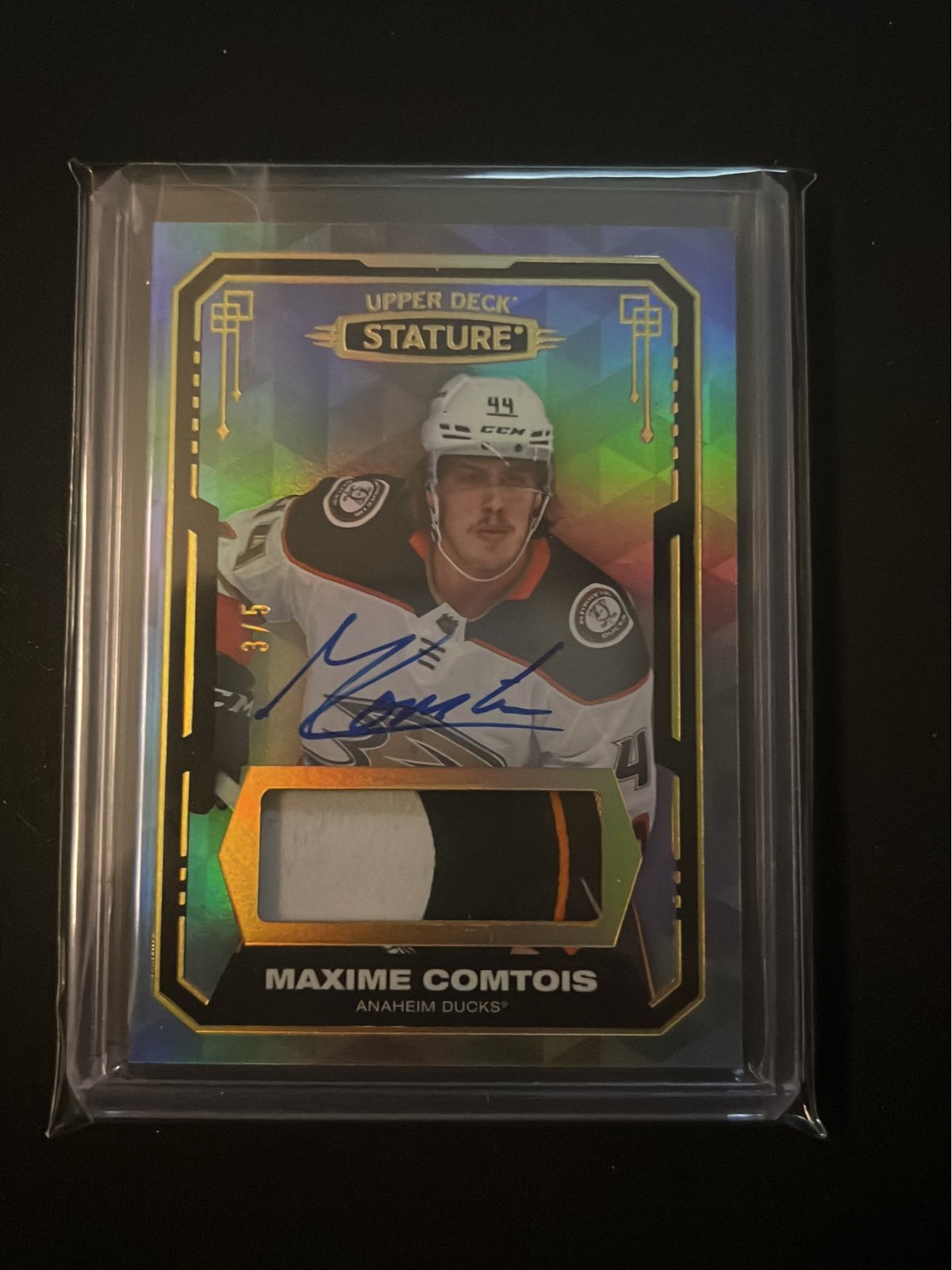 21-22 UD Stature Maxine Comtois Patch Auto 3/5