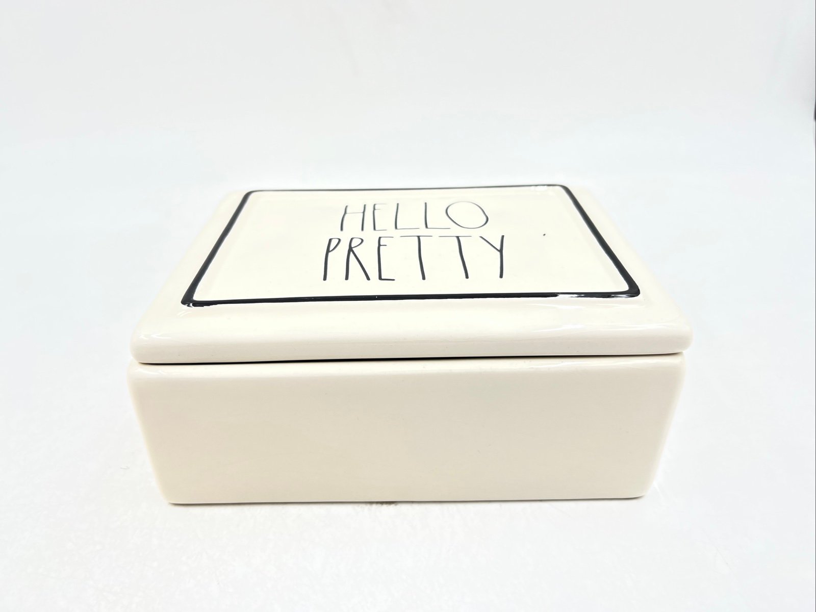 Rae Dunn Ceramic 6.5in Hello Pretty Rectangle Jewelry Box BB01B56009