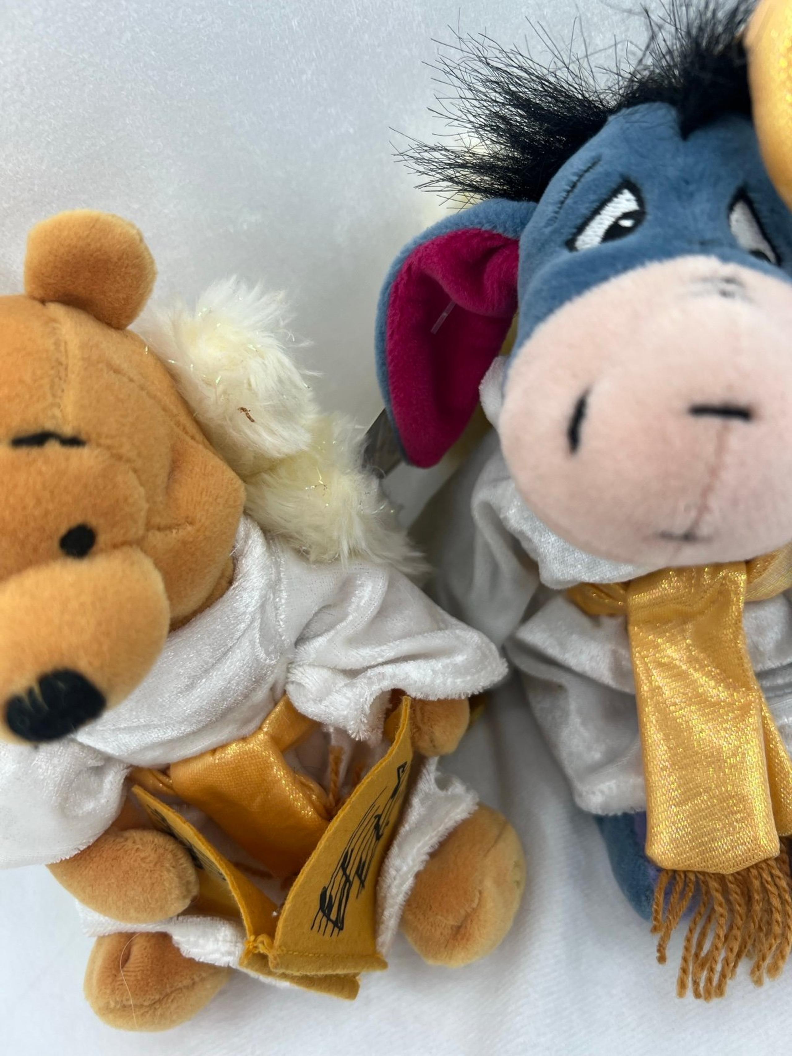 Winnie the Pooh Plush Set
