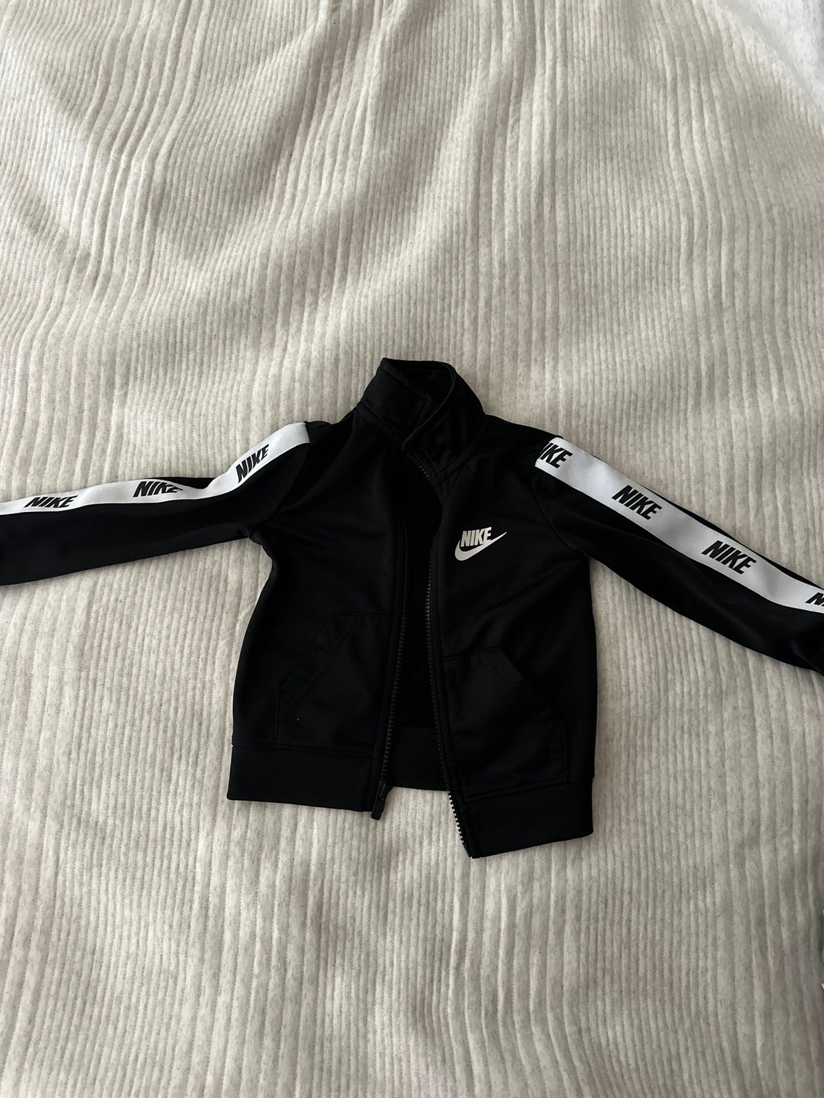 Nike jacket set