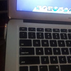 Apple Macbook Laptop