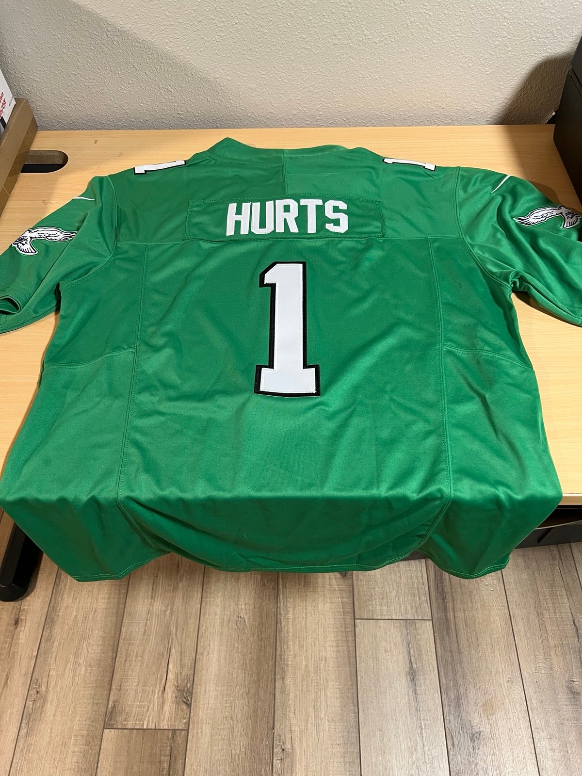 Jalen Hurts Kelly Green Jersey - Size Large, Philadelphia Football Fan Gear