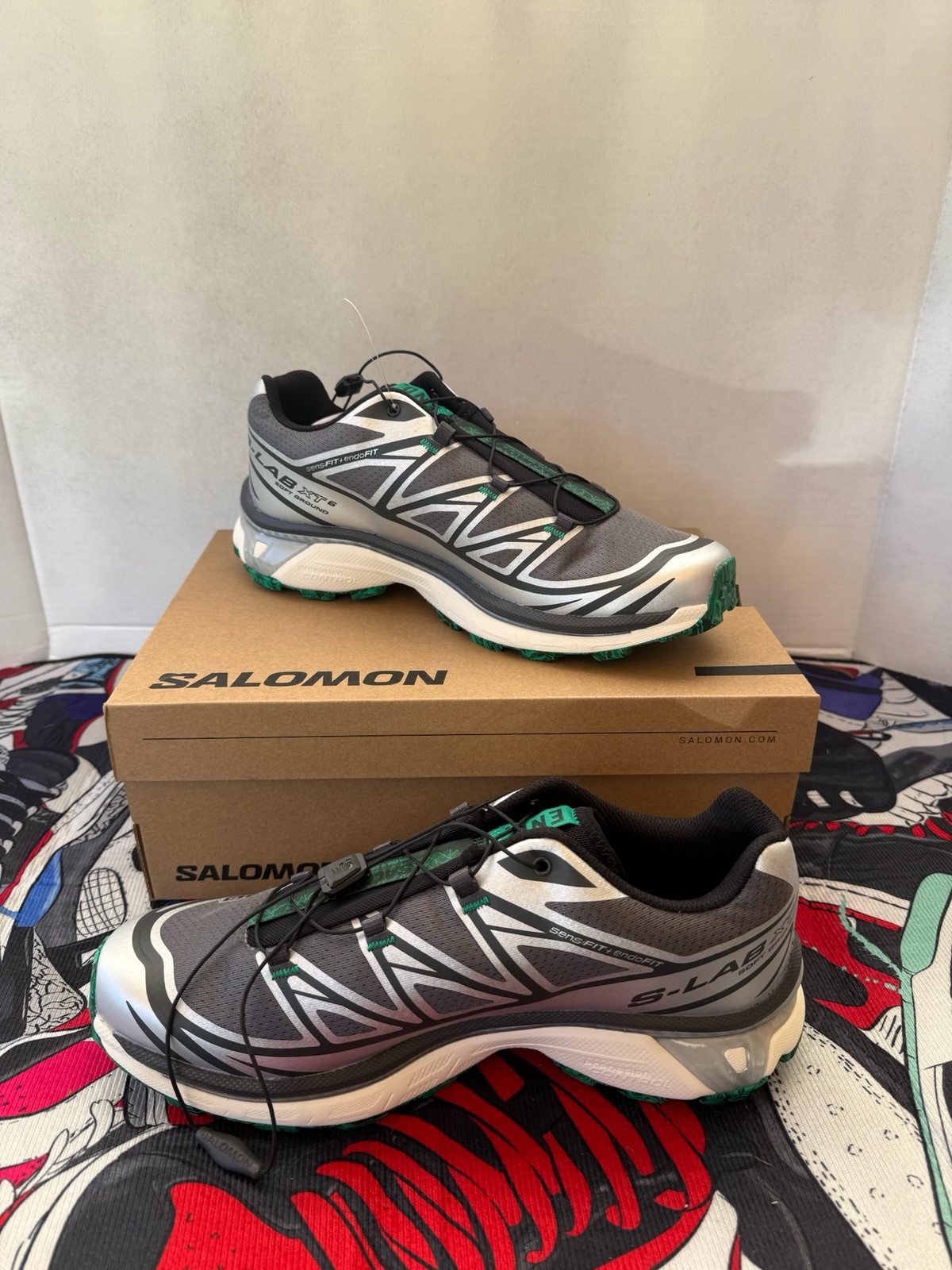 End X Salomon asphalt/emeral