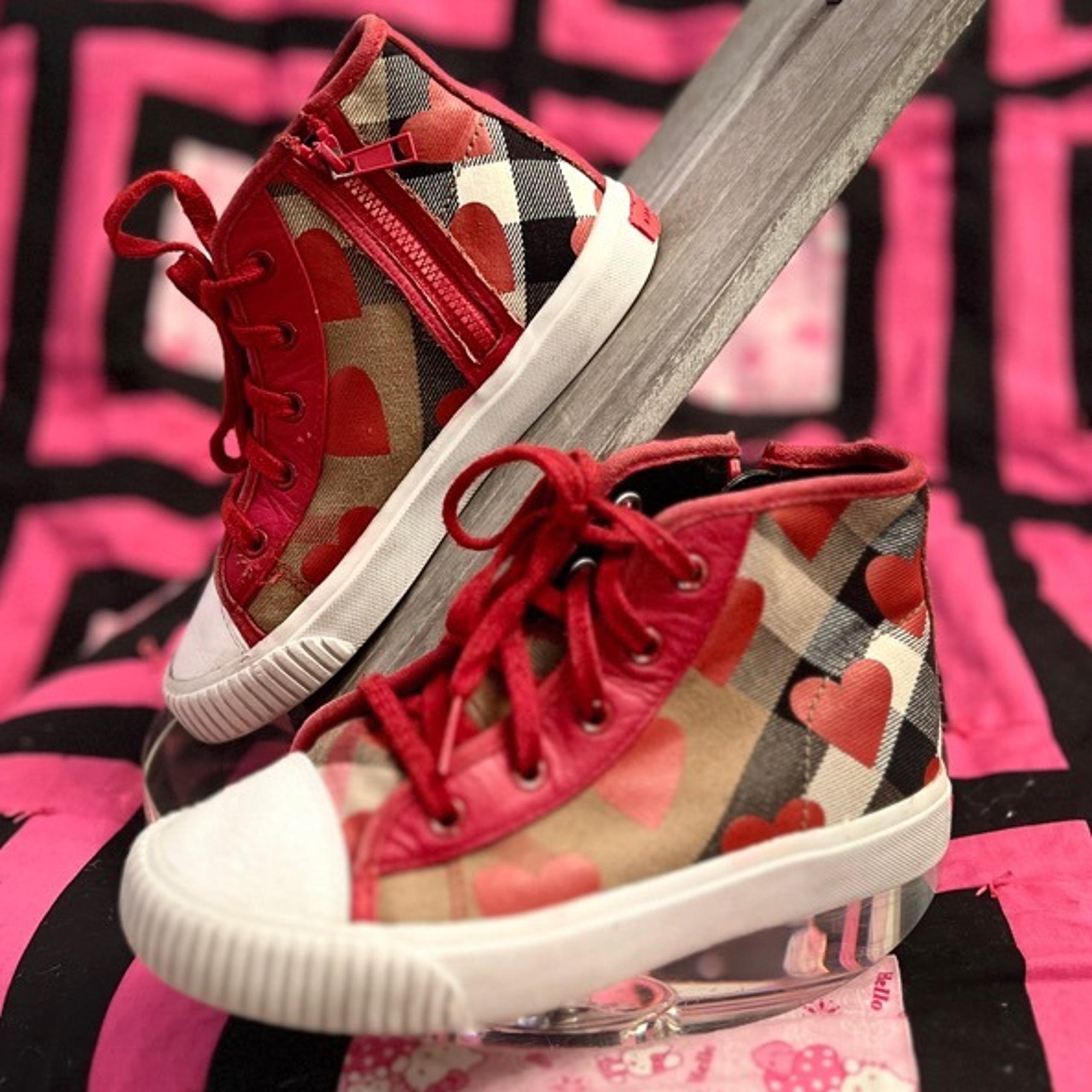 Girls Burberry High Tops Size 31= 13