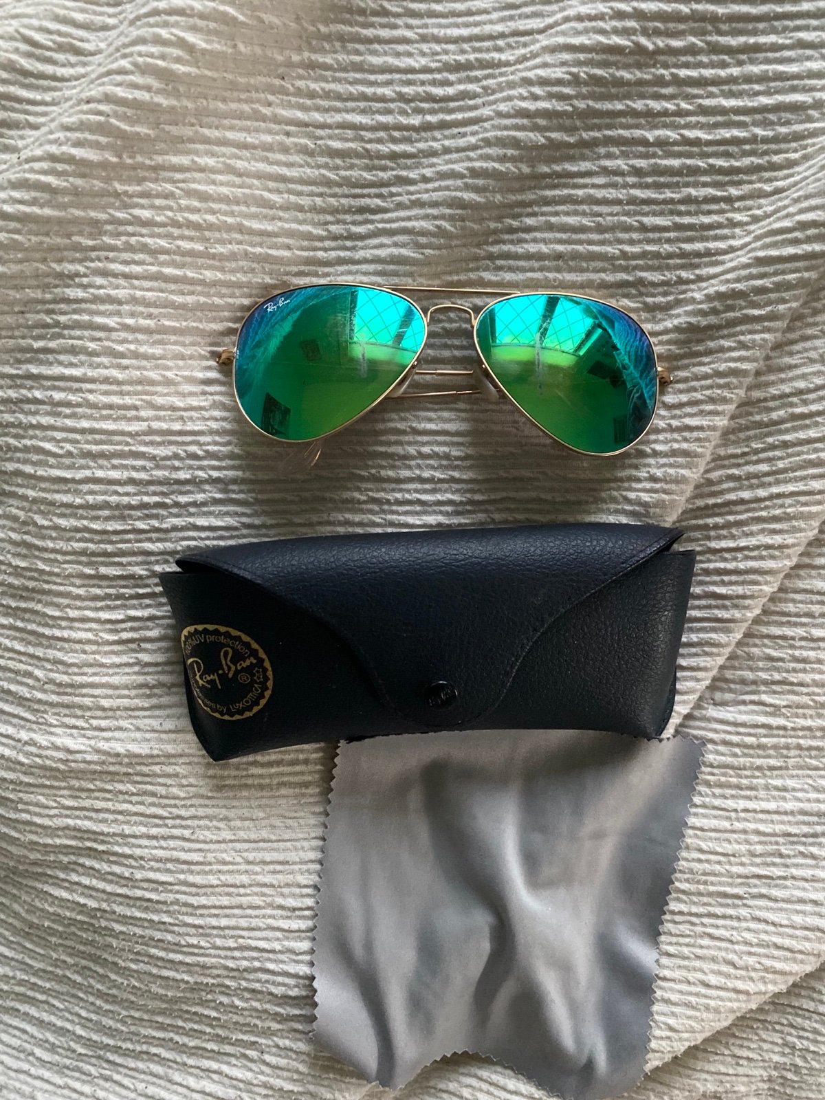 Ray-Ban RB3025 Aviator Classic Sunglasses
