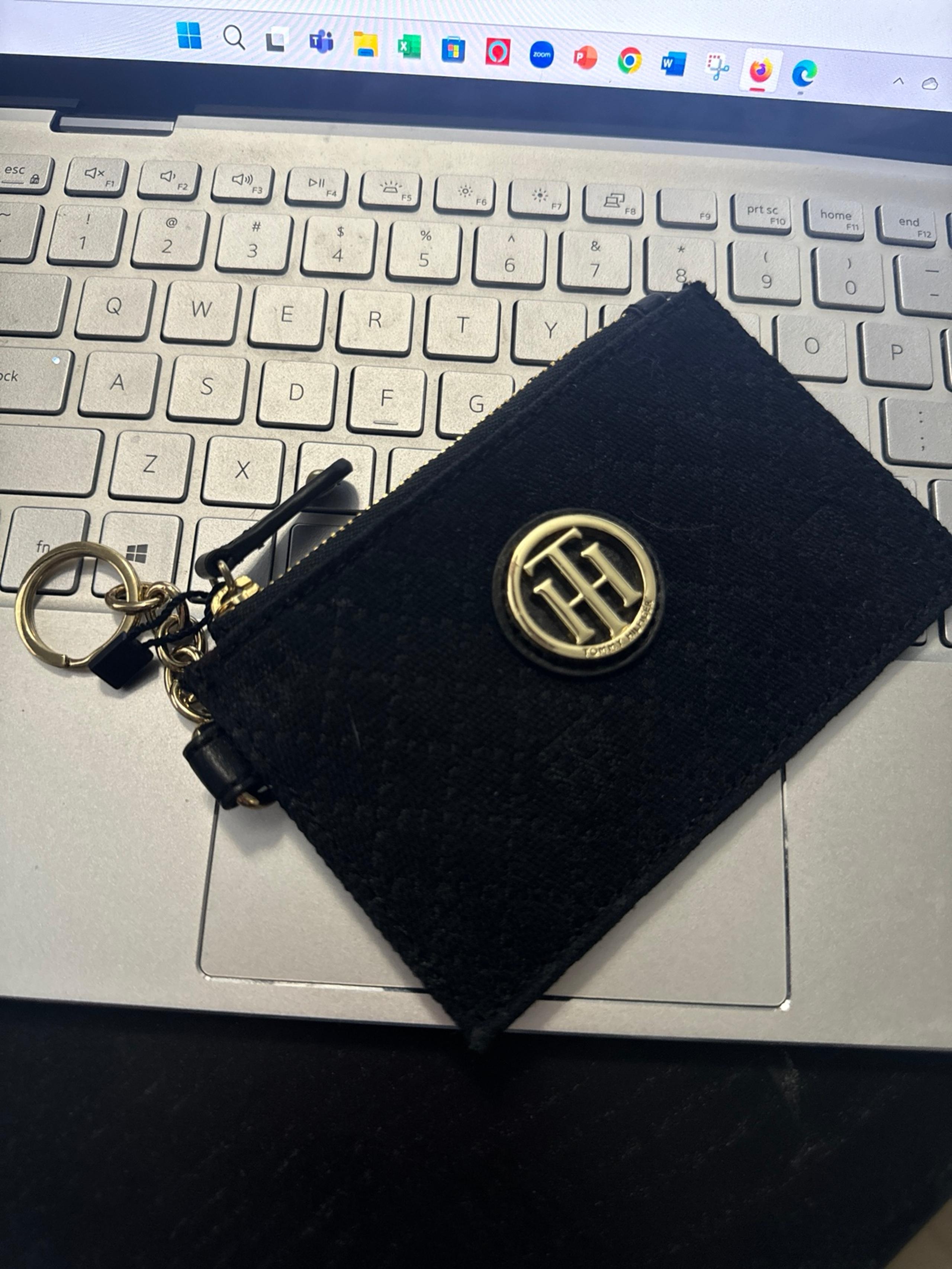 Tommy hilfiger women wallet
