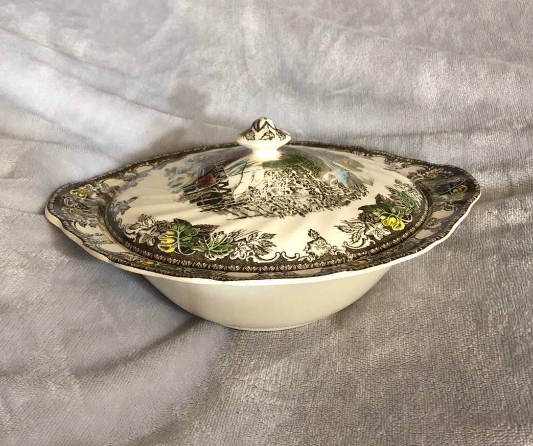 Johnson Brothers Friendly Village Covered Vegetable Bowl