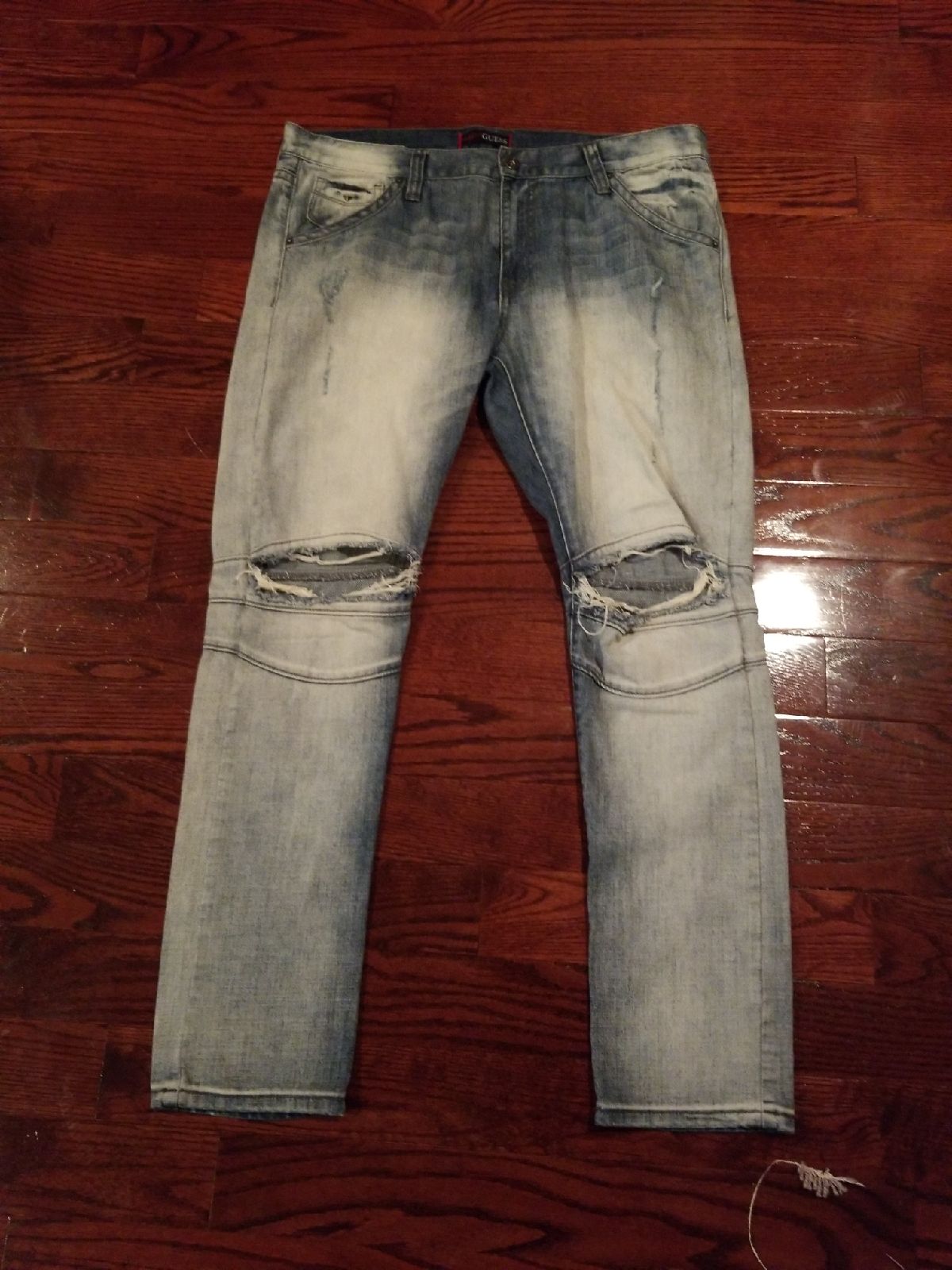 GUESS stone wash skinny jeans